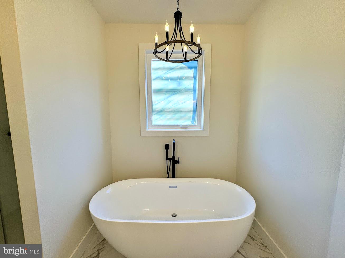 EAGLE ROCK RESORT - Residential