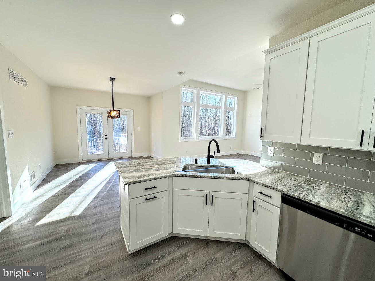 EAGLE ROCK RESORT - Residential