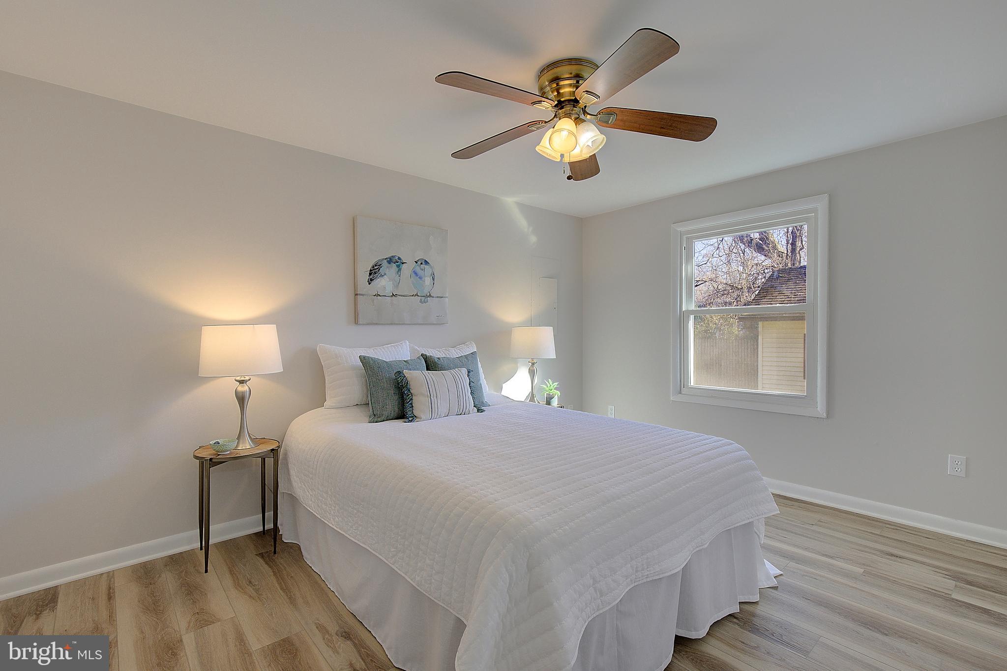 AVALON SHORES - Residential