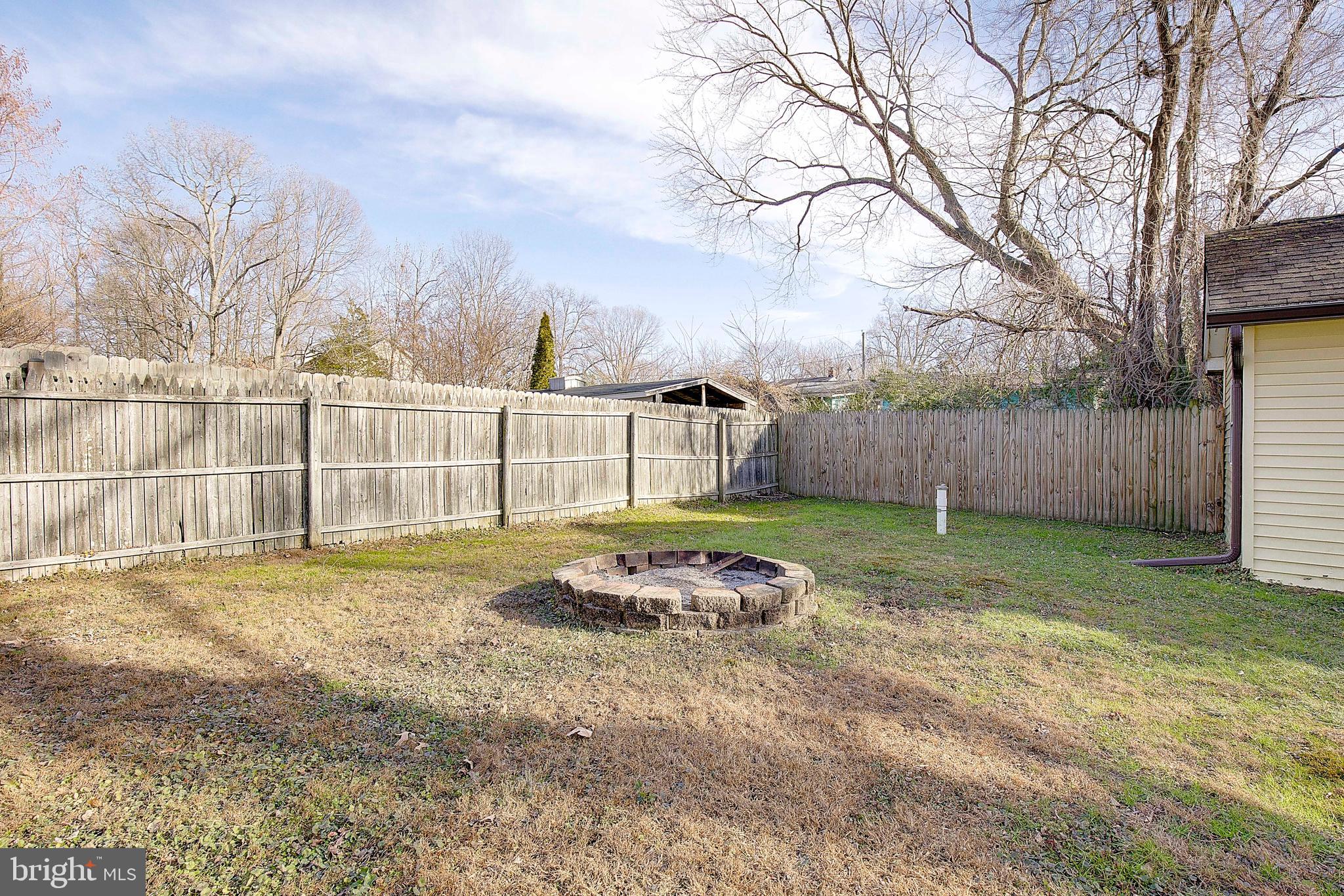 AVALON SHORES - Residential