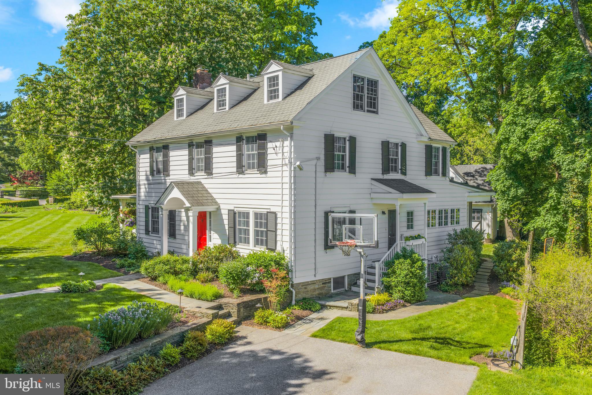 SOUTH WAYNE - Residential