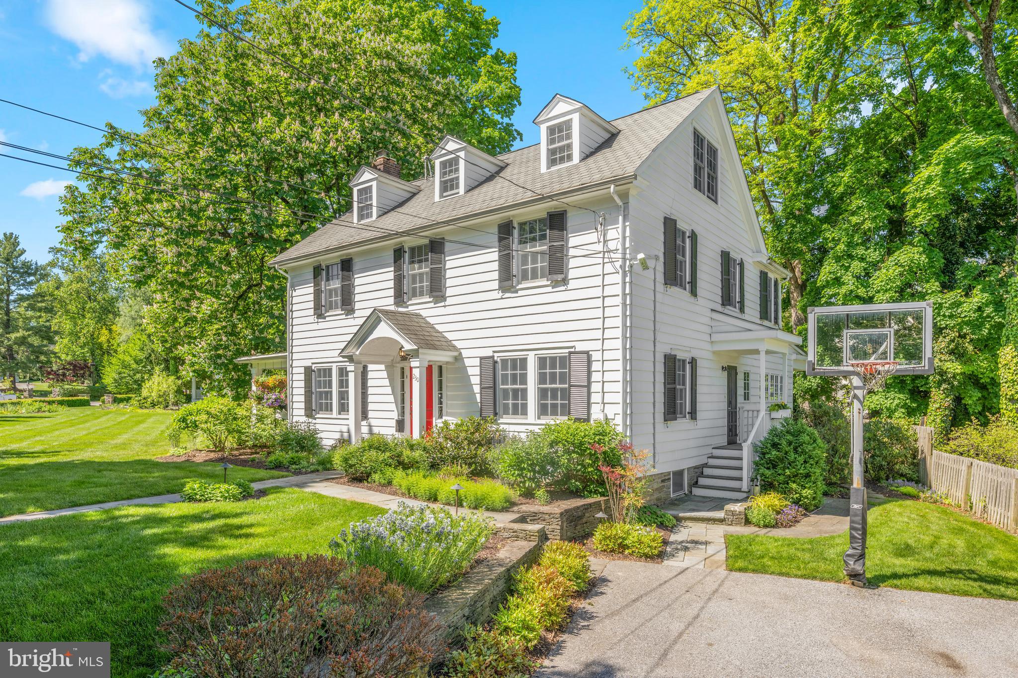 SOUTH WAYNE - Residential