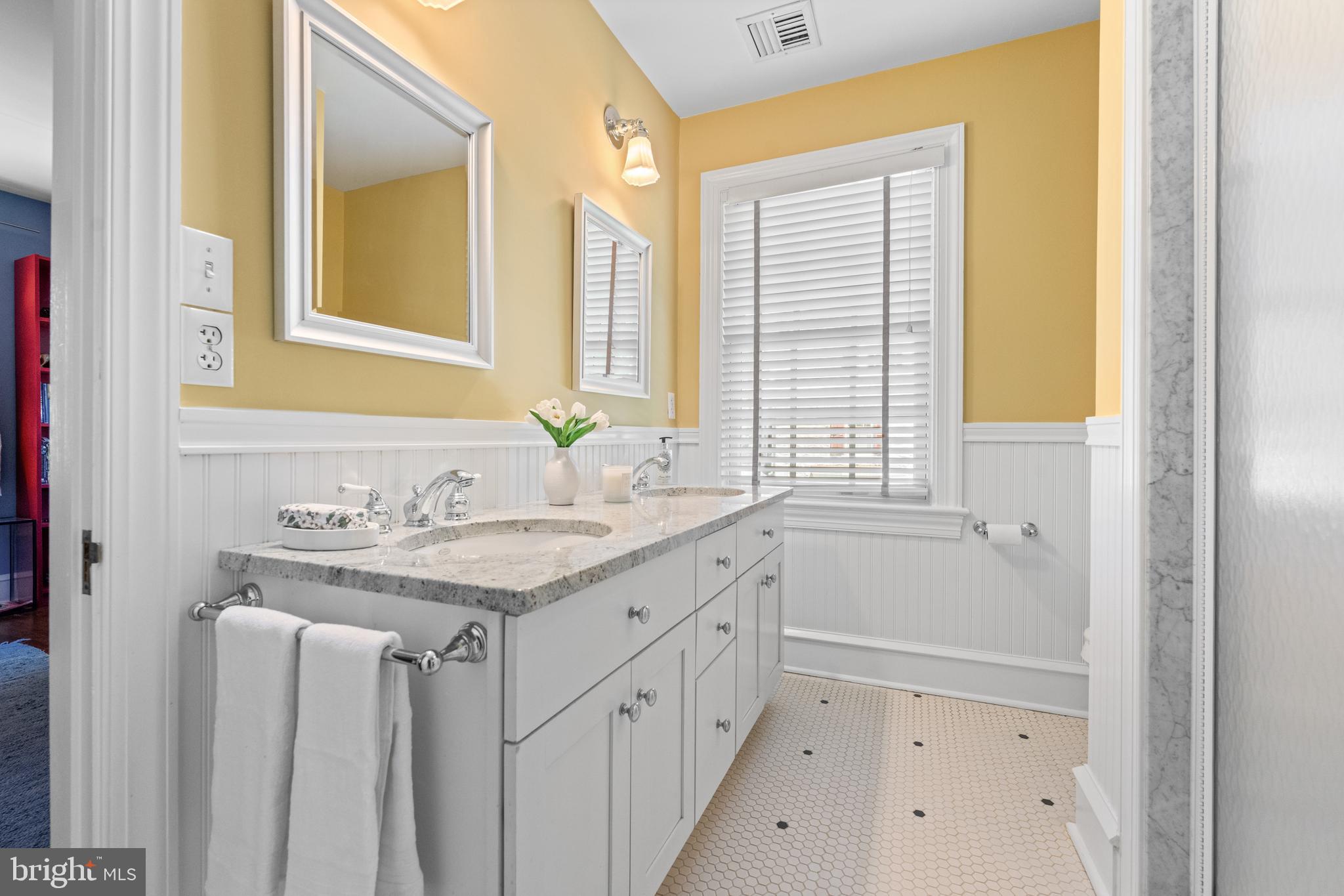 SOUTH WAYNE - Residential