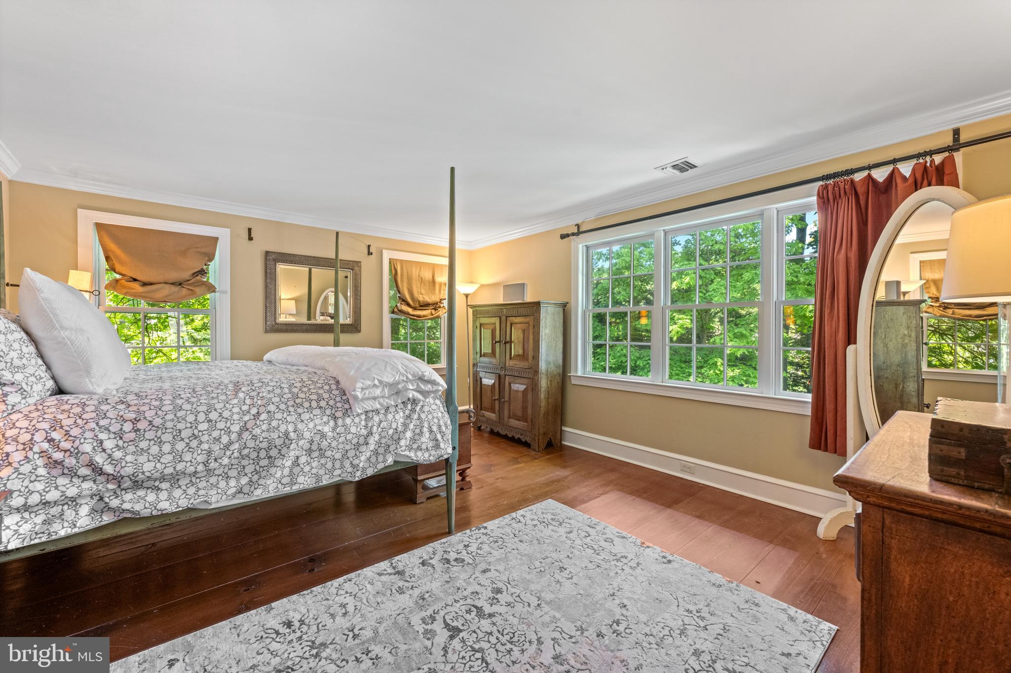 SOUTH WAYNE - Residential