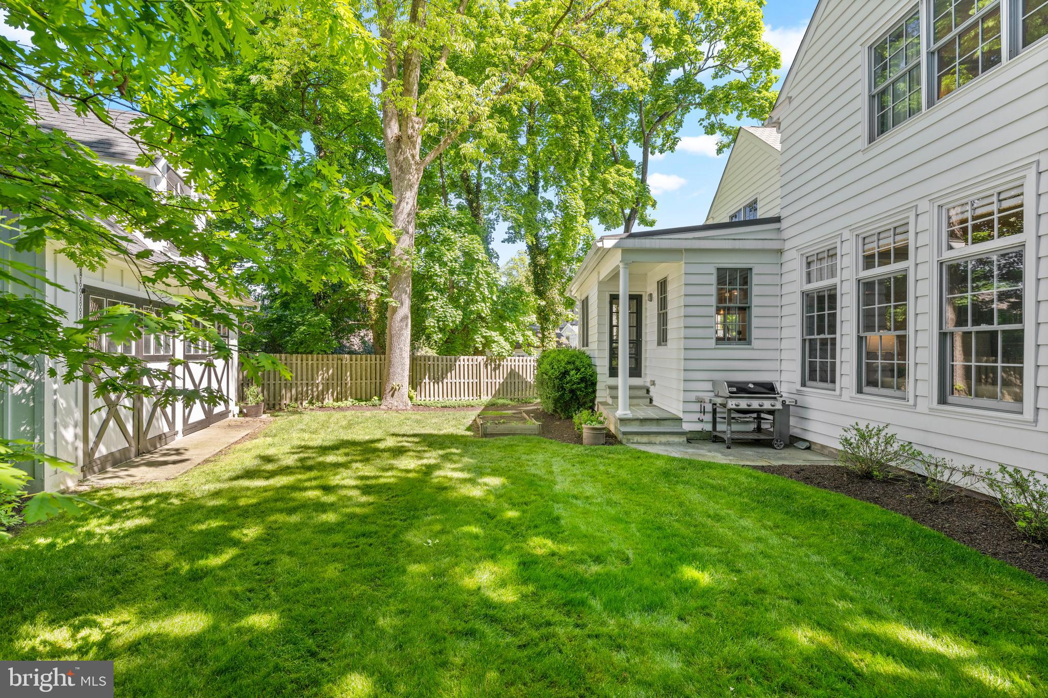 SOUTH WAYNE - Residential