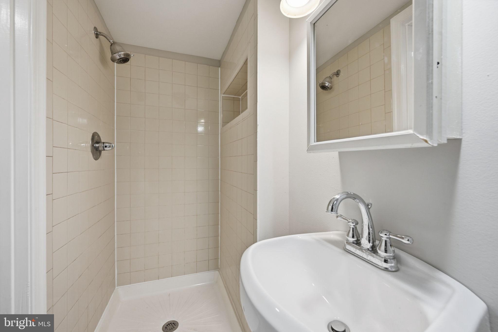 EDNOR GARDENS HISTORIC DISTRICT - Residential