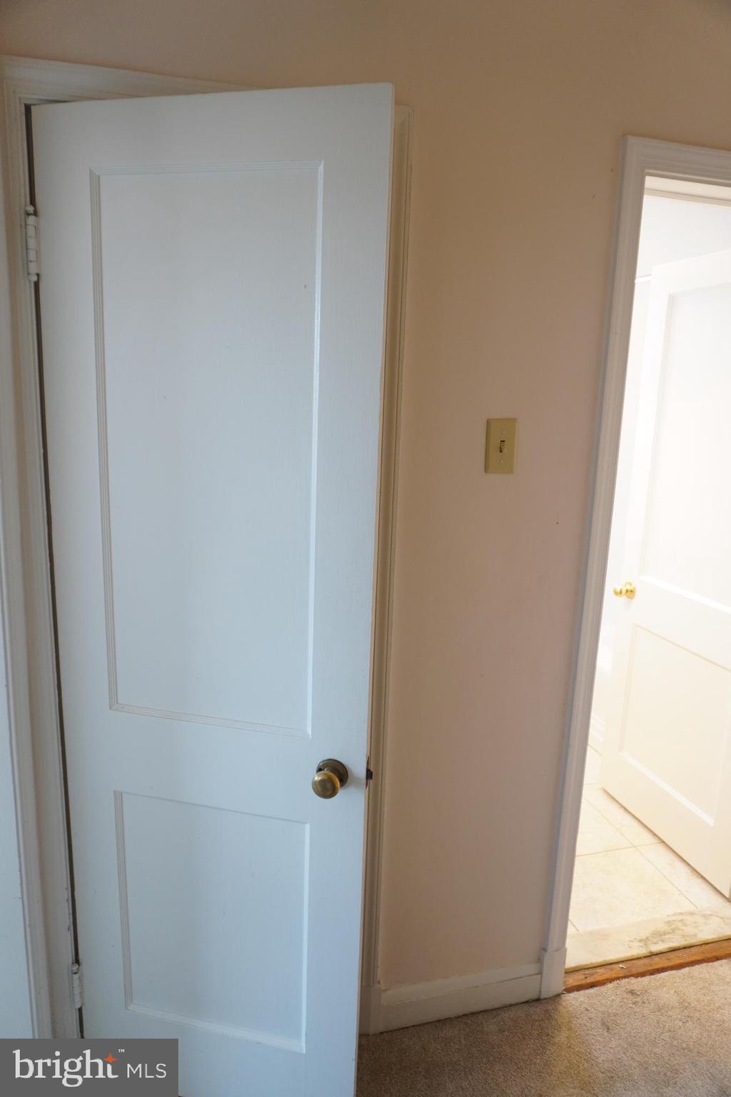 MONTEBELLO - Residential