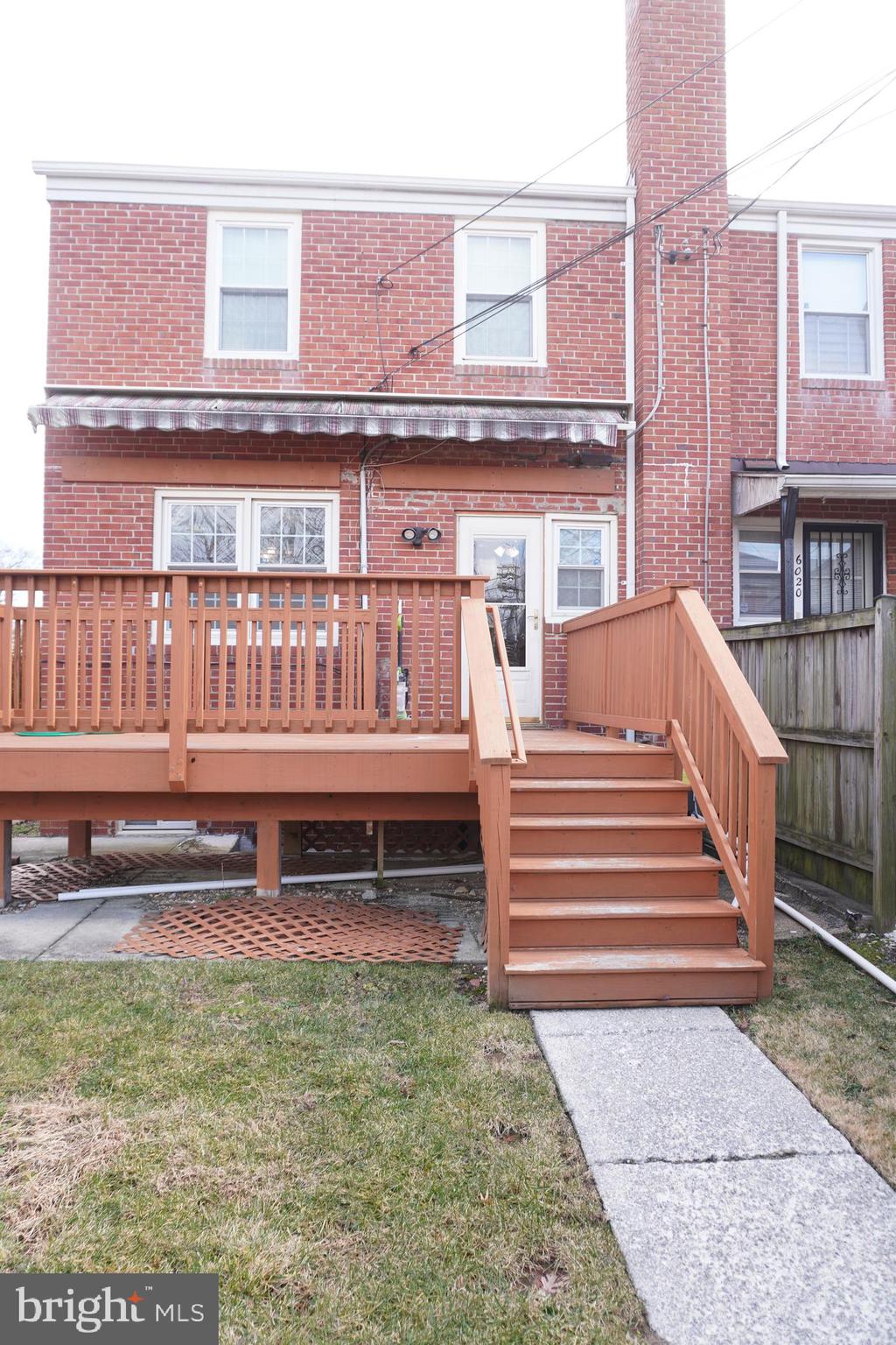 MONTEBELLO - Residential