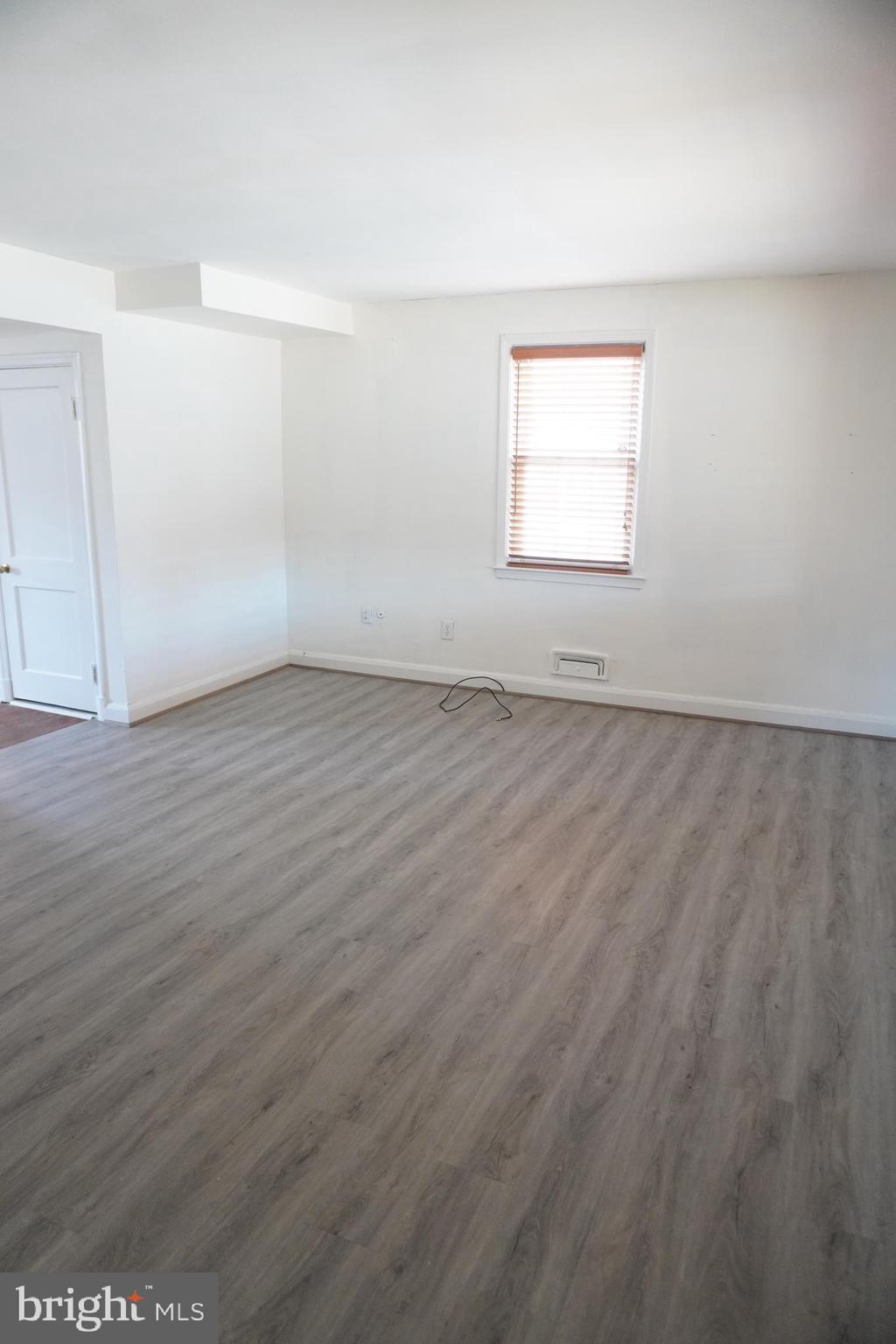 MONTEBELLO - Residential