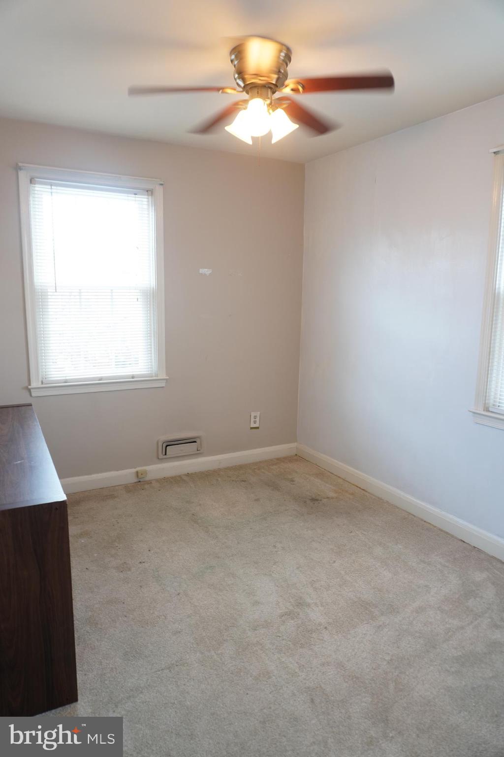 MONTEBELLO - Residential