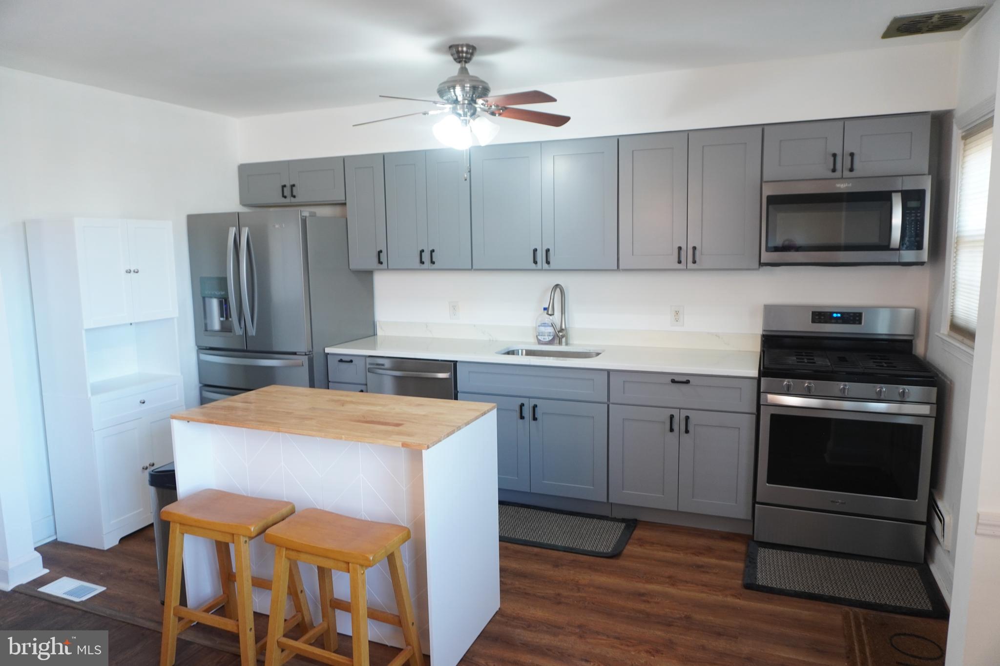 MONTEBELLO - Residential