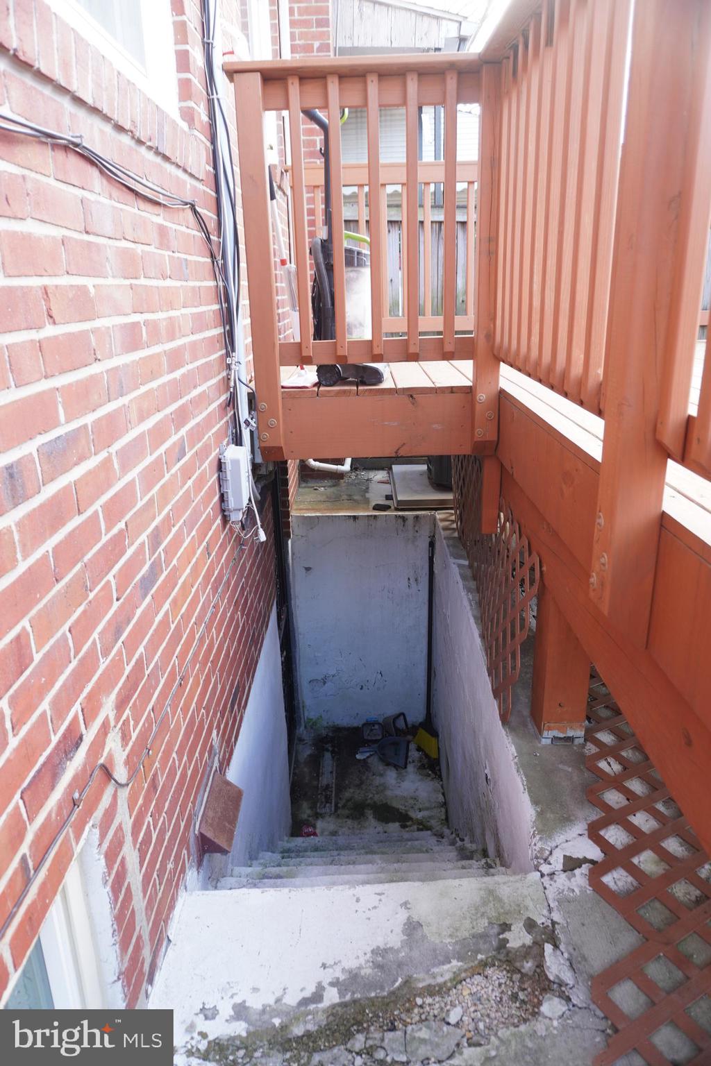 MONTEBELLO - Residential