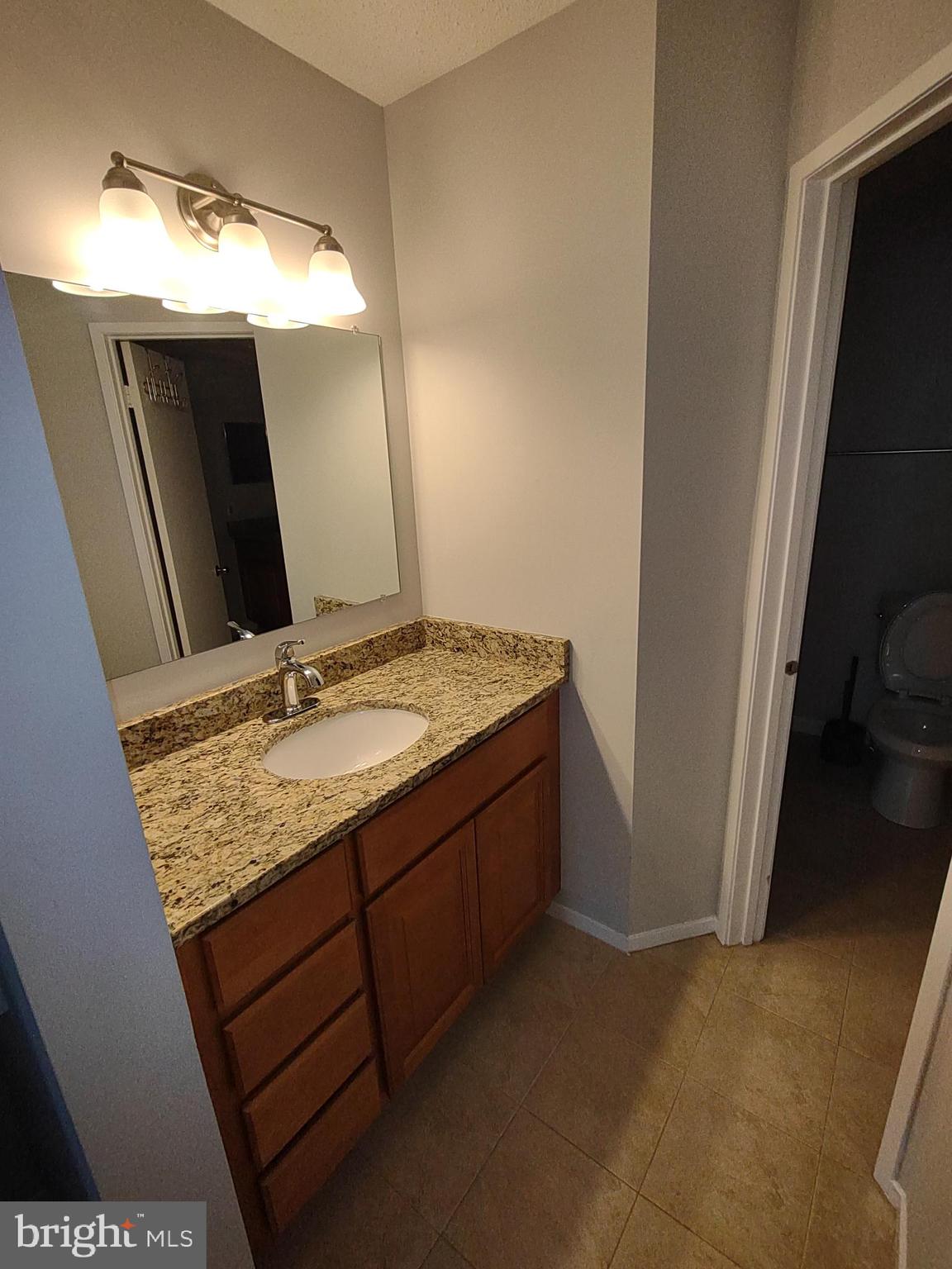 VILLARIDGE - Residential Lease