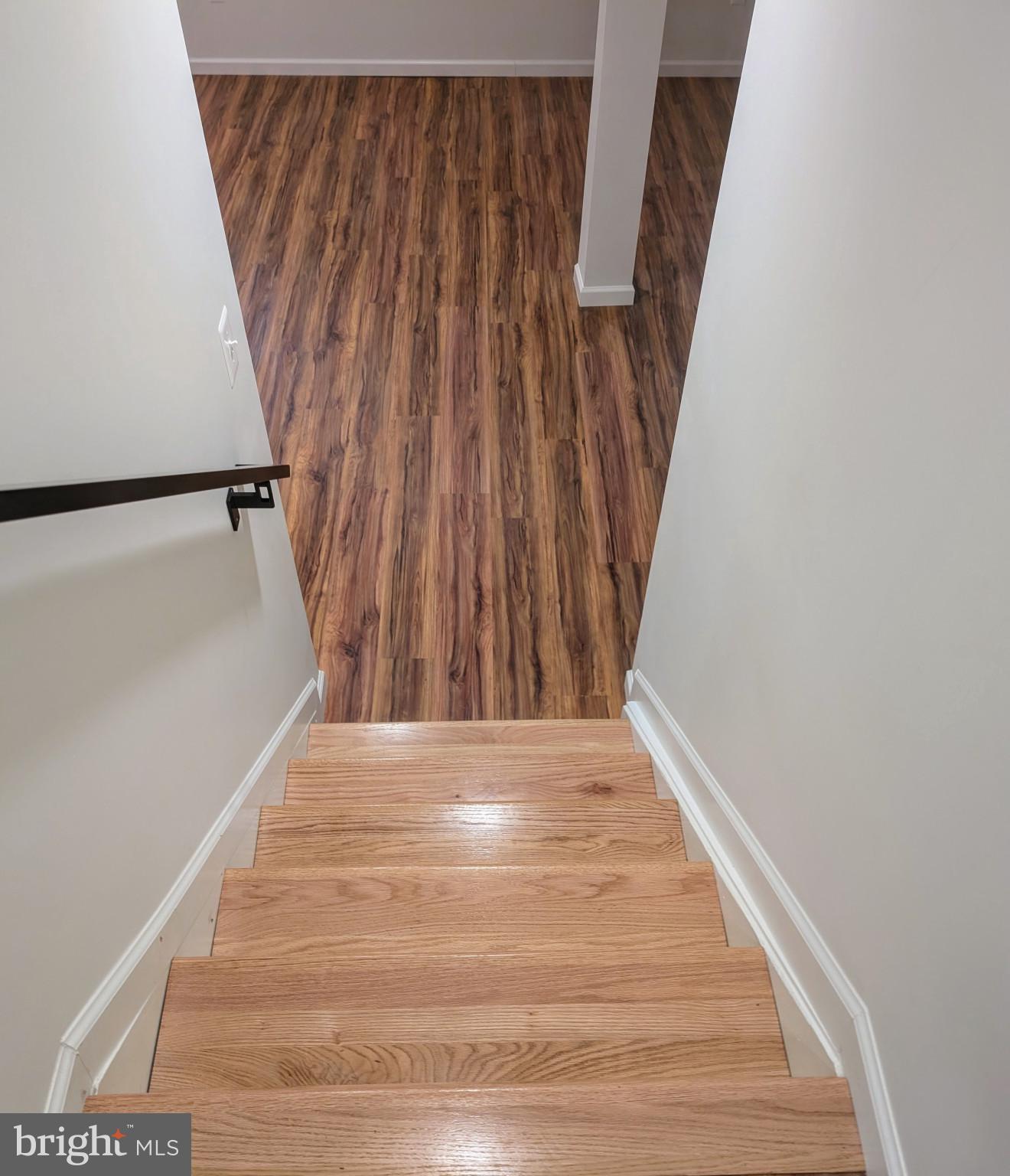 POINT OF WOODS - Residential