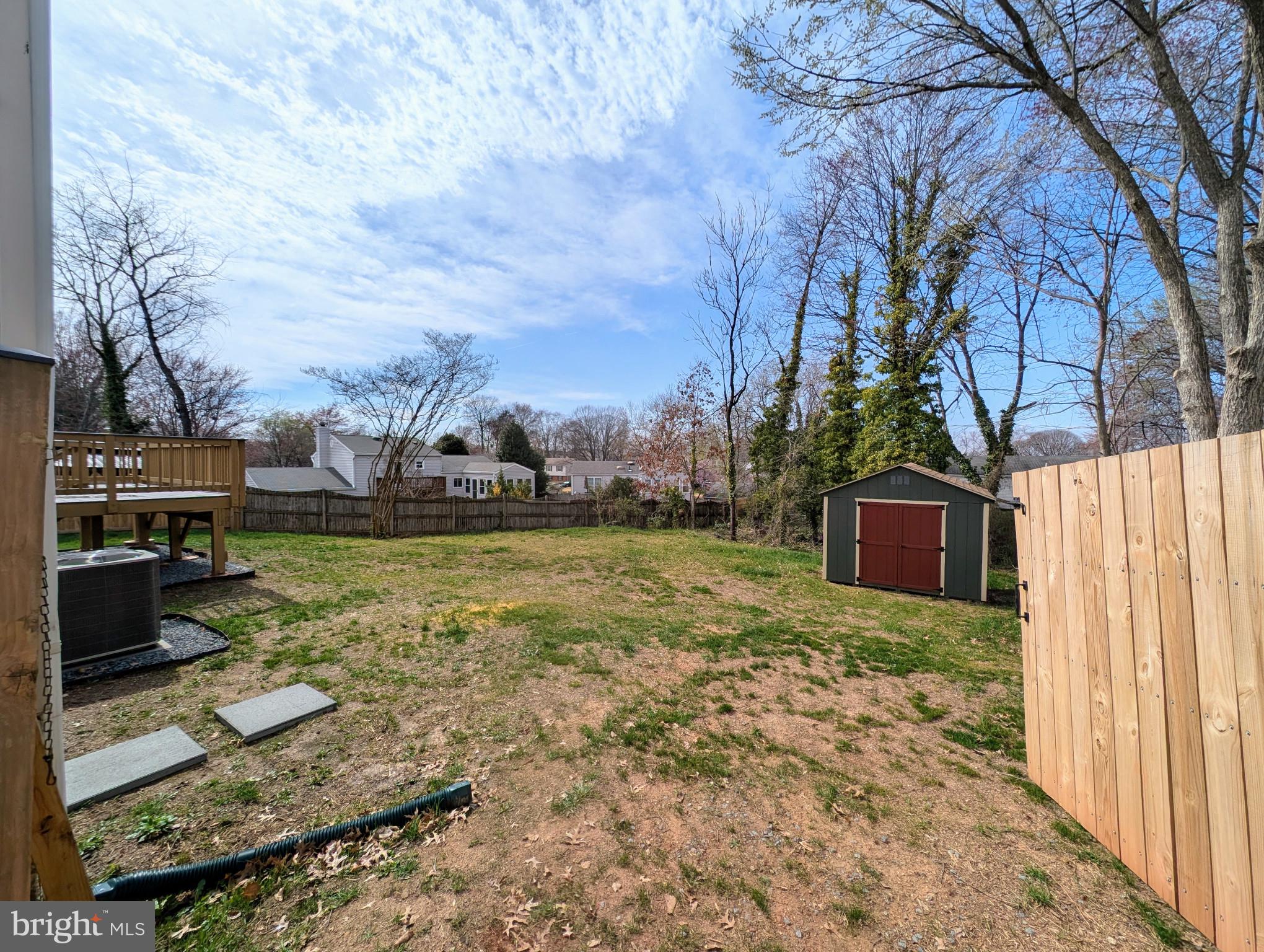 POINT OF WOODS - Residential