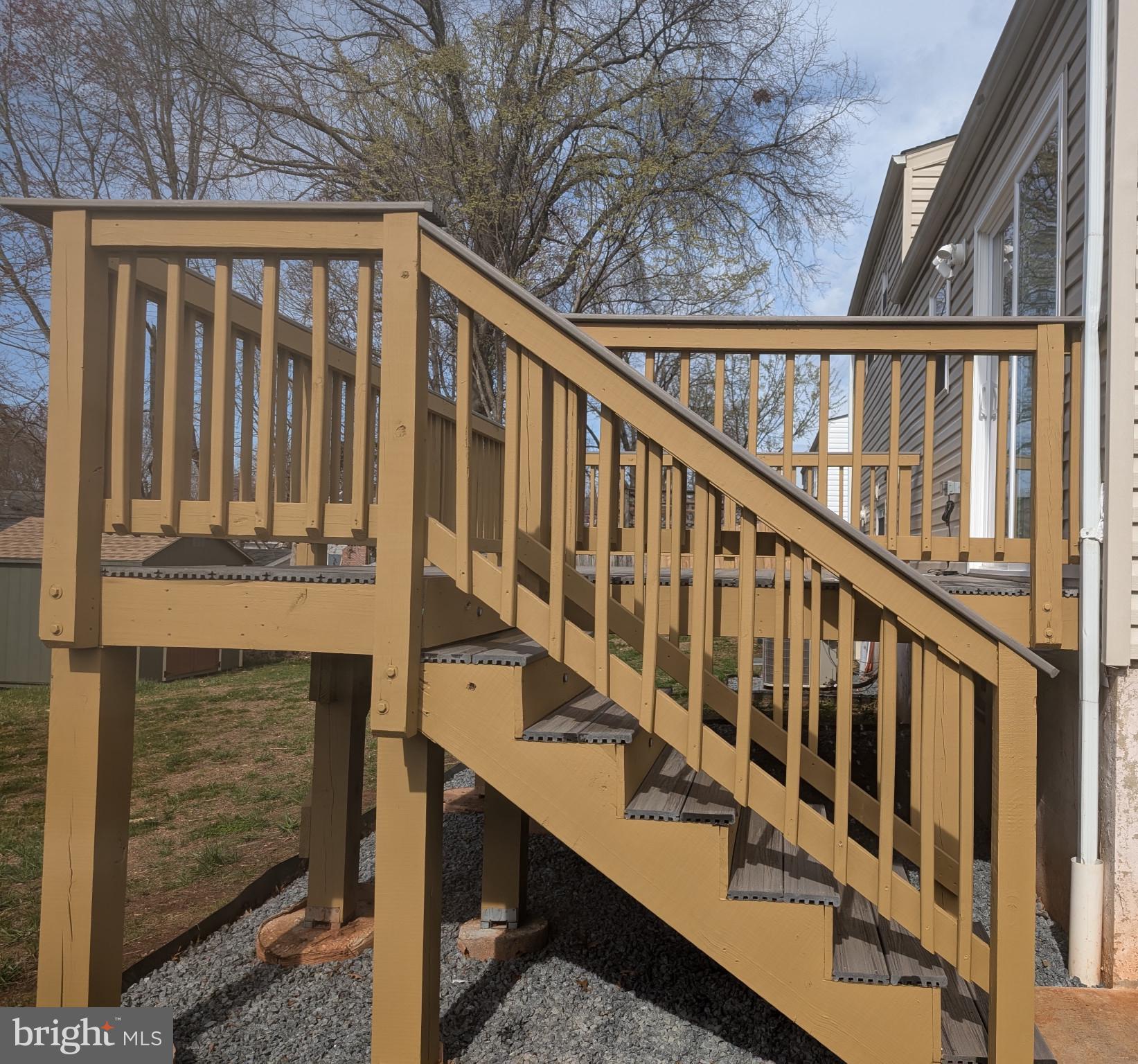 POINT OF WOODS - Residential