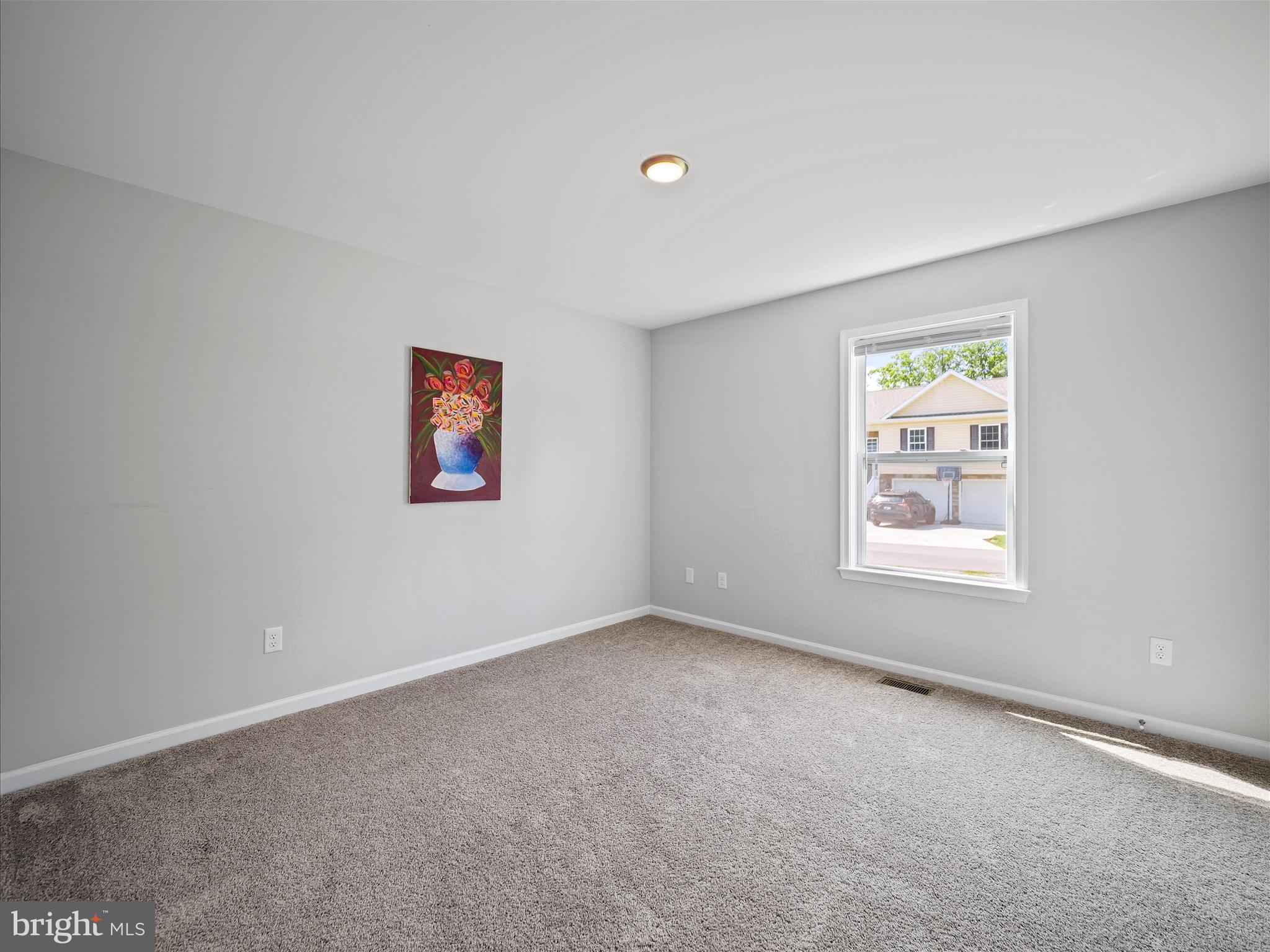 MIDDLE CREEK MANOR - Residential