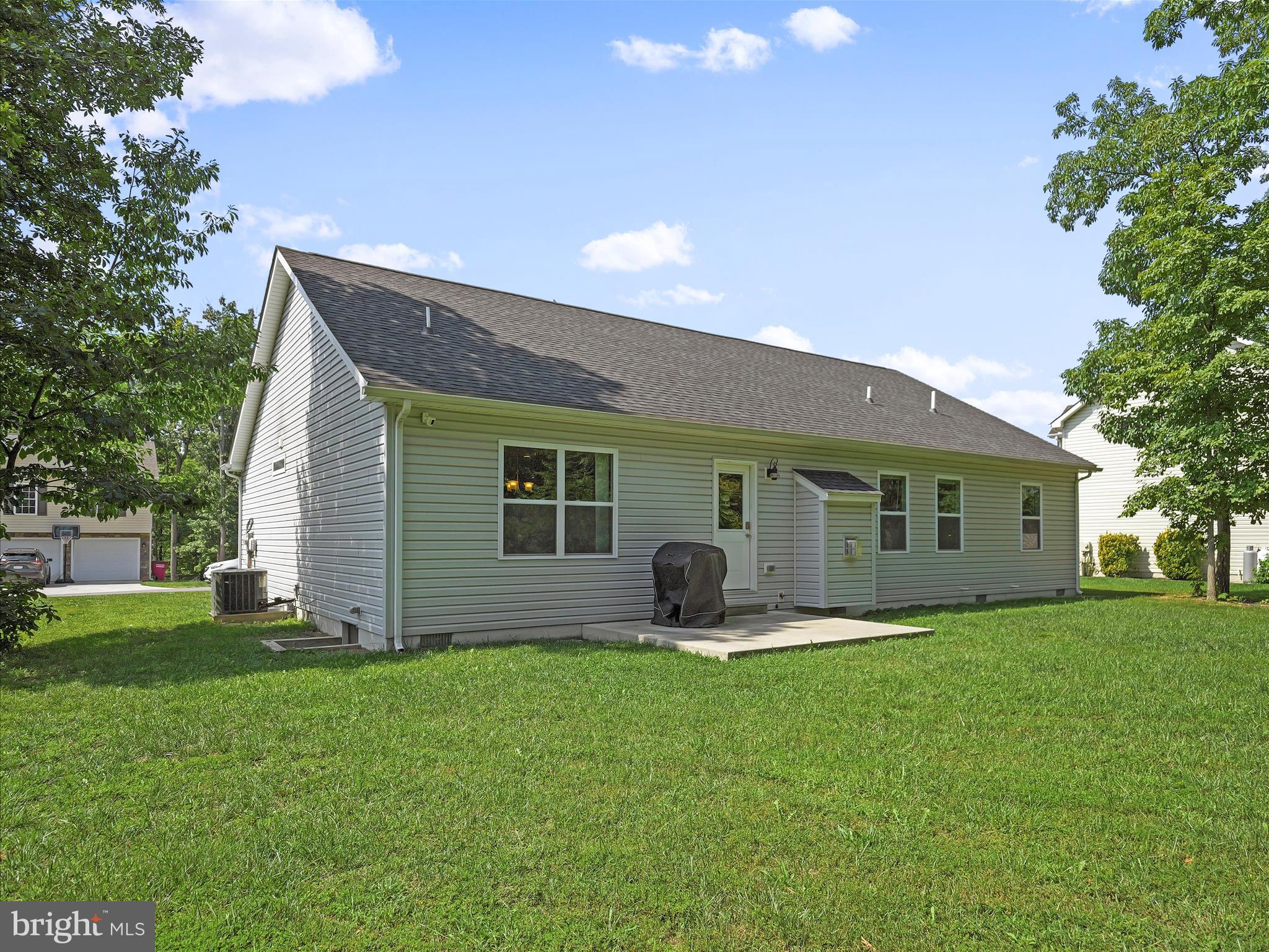 MIDDLE CREEK MANOR - Residential