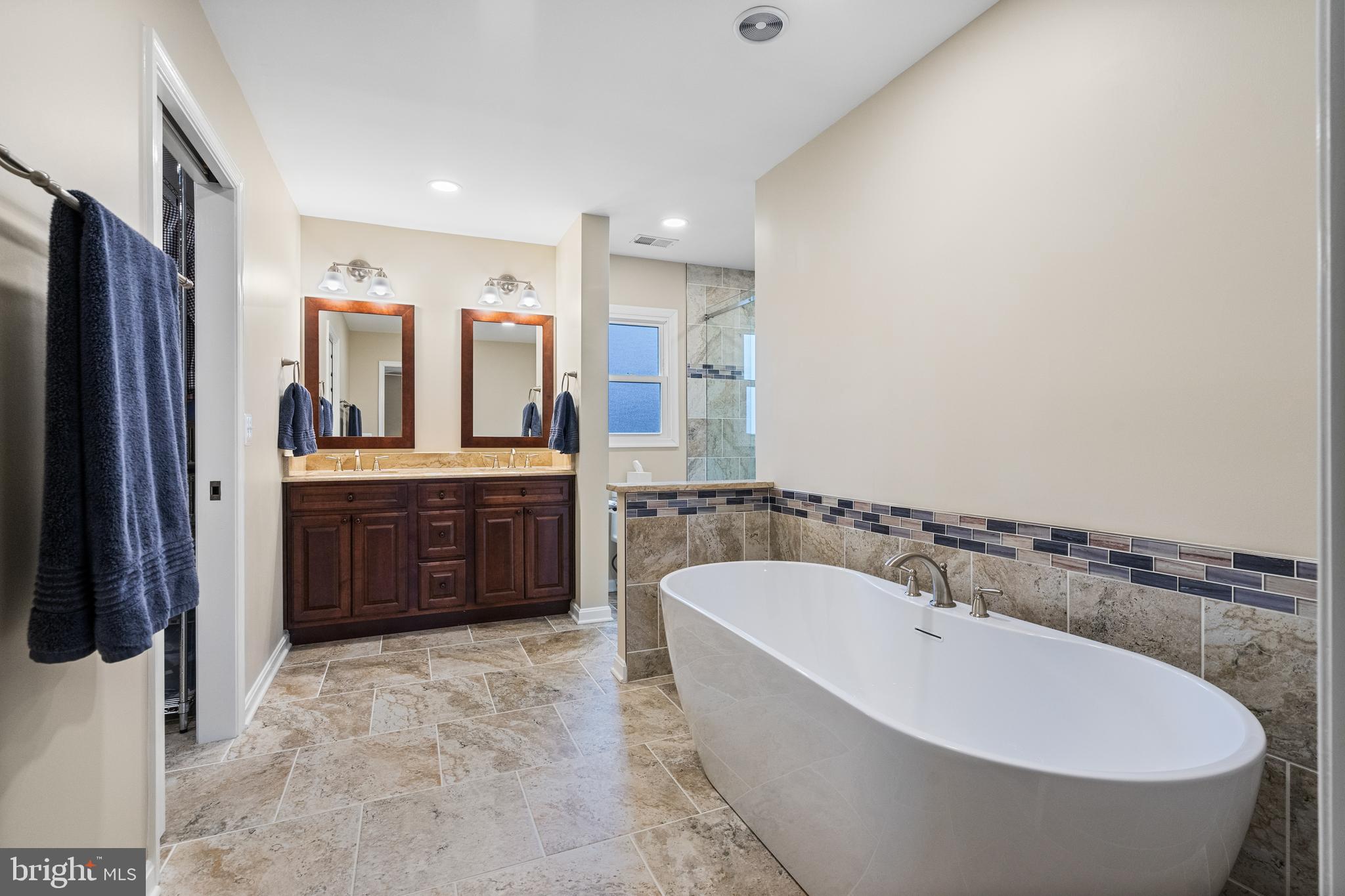 SARATOGA - Residential