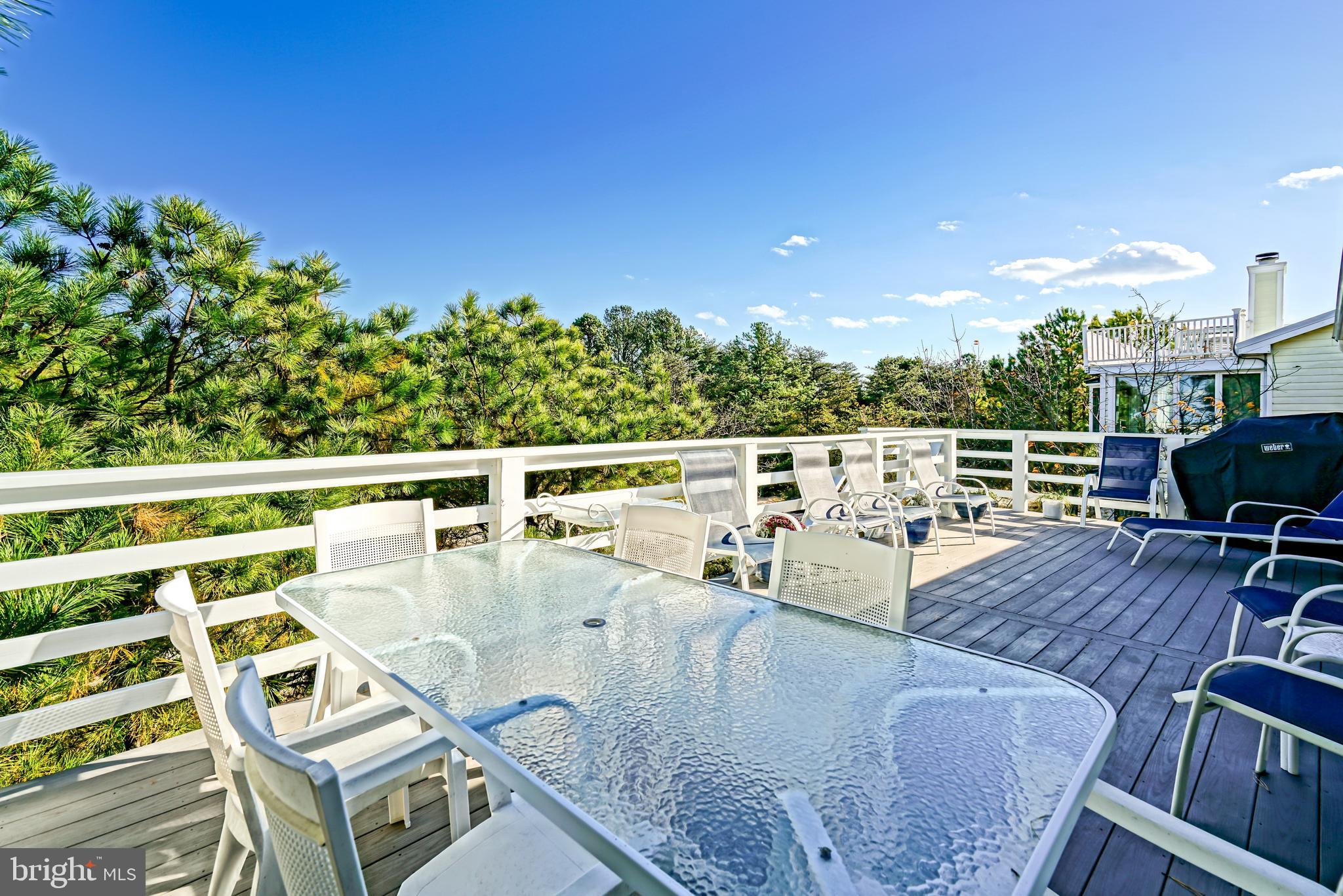 CAPE SHORES - Residential