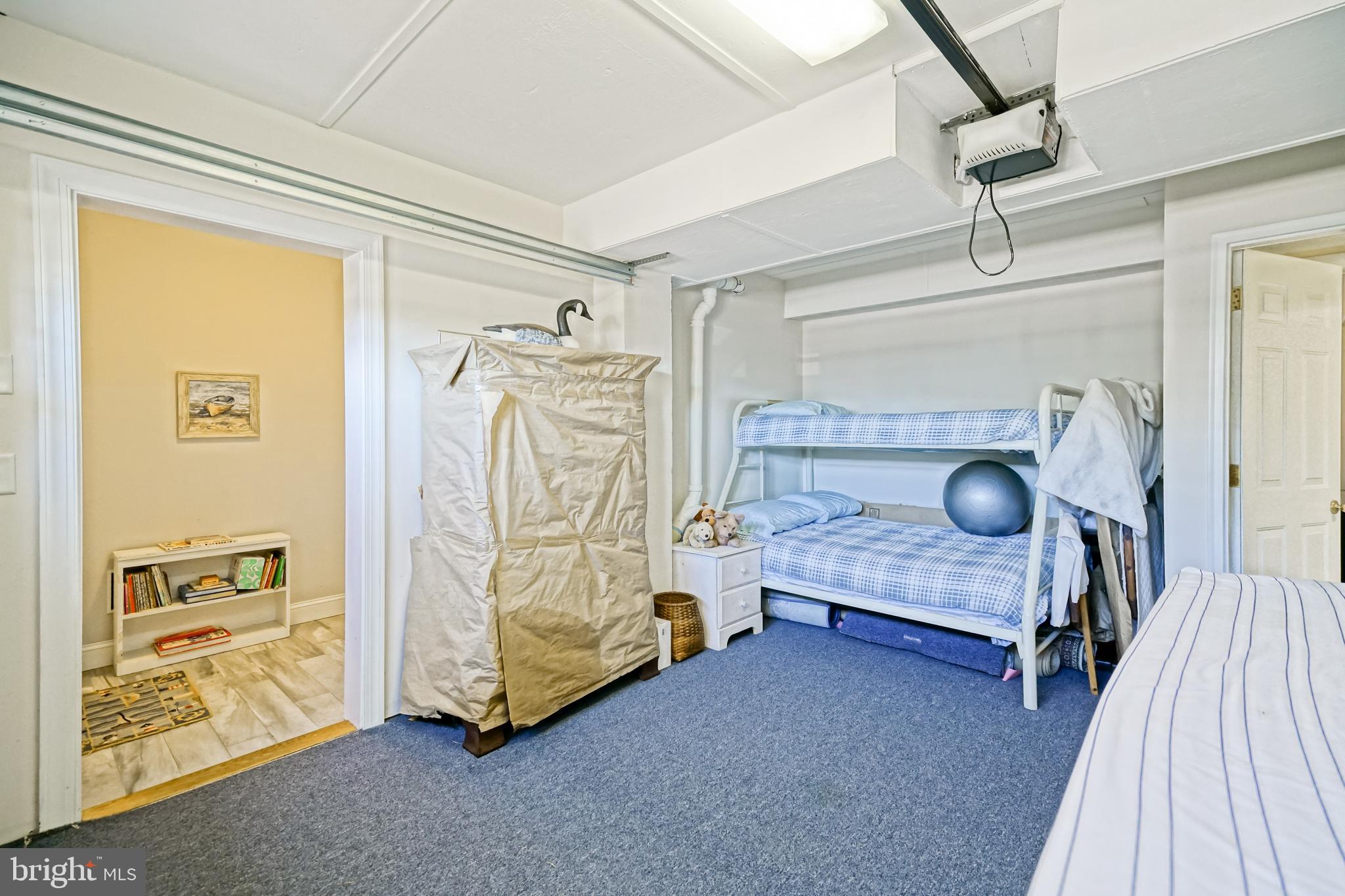 CAPE SHORES - Residential