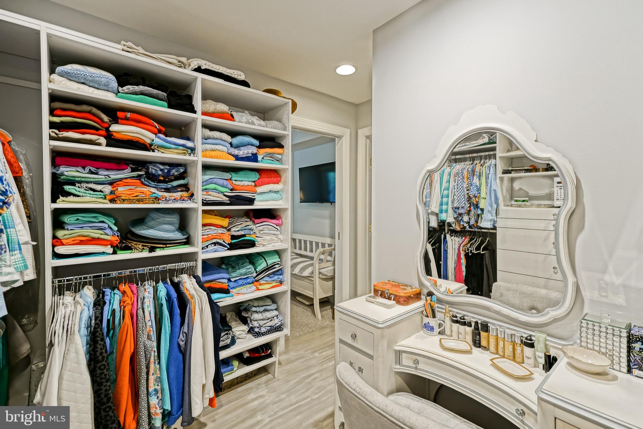 CAPE SHORES - Residential