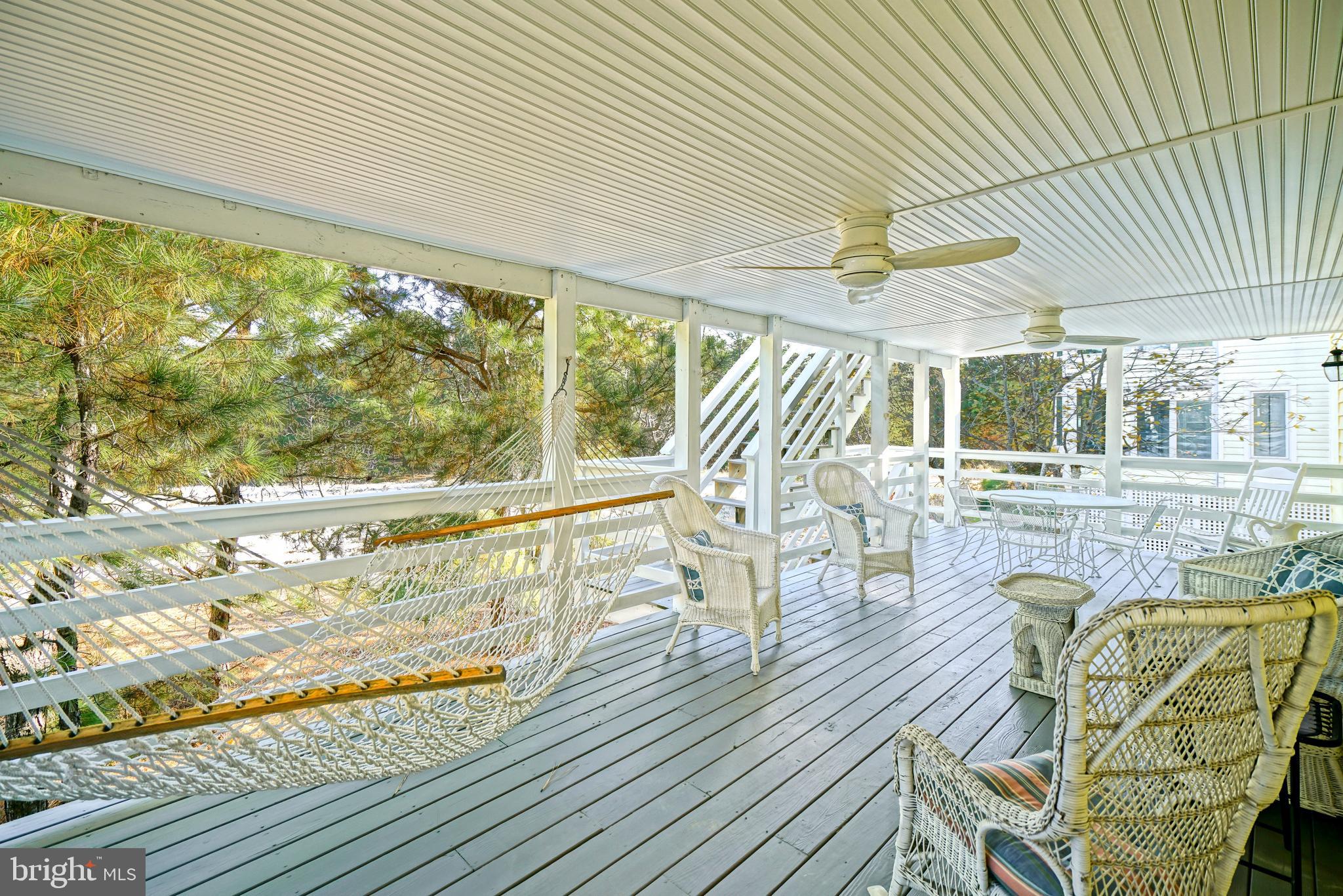 CAPE SHORES - Residential