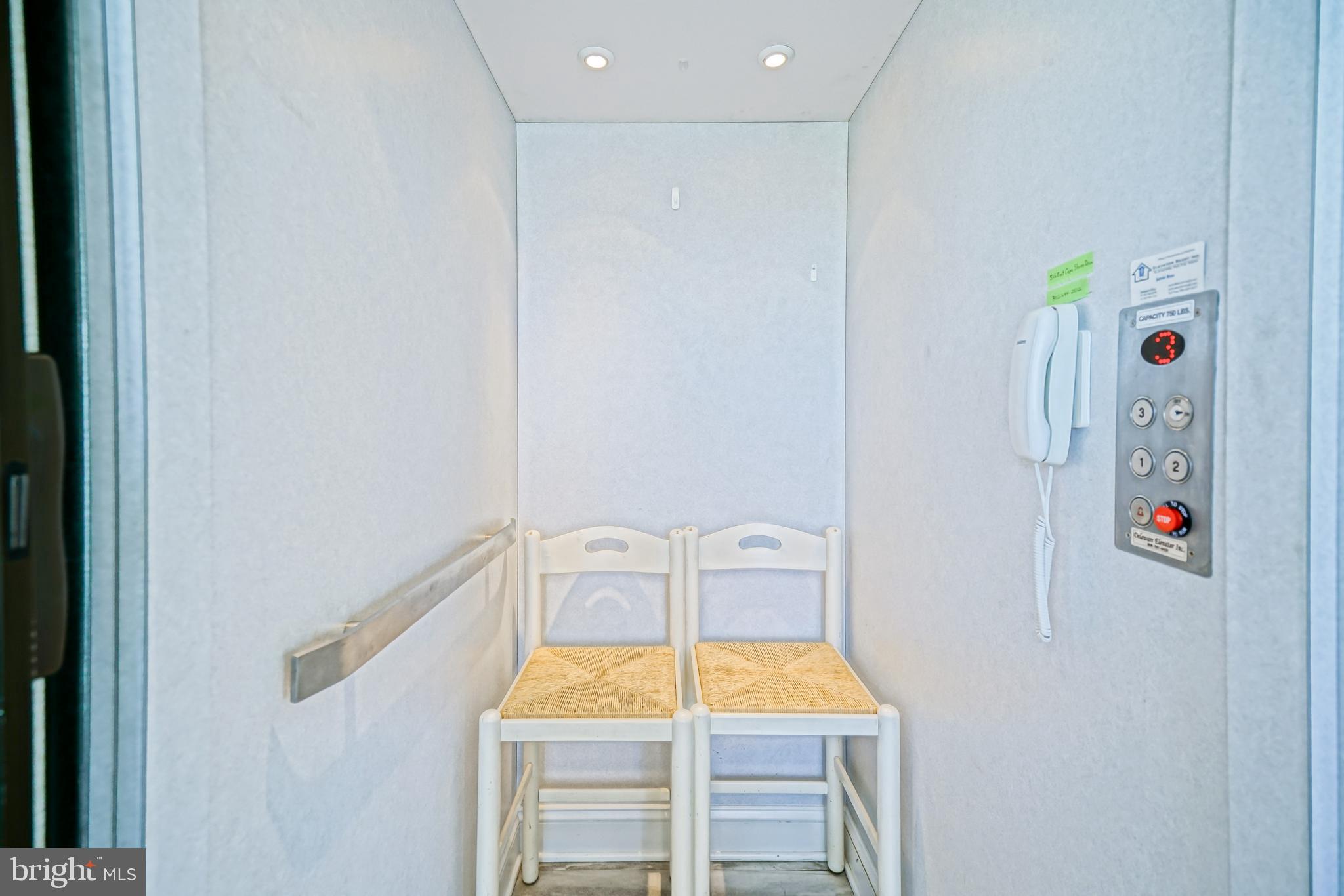 CAPE SHORES - Residential