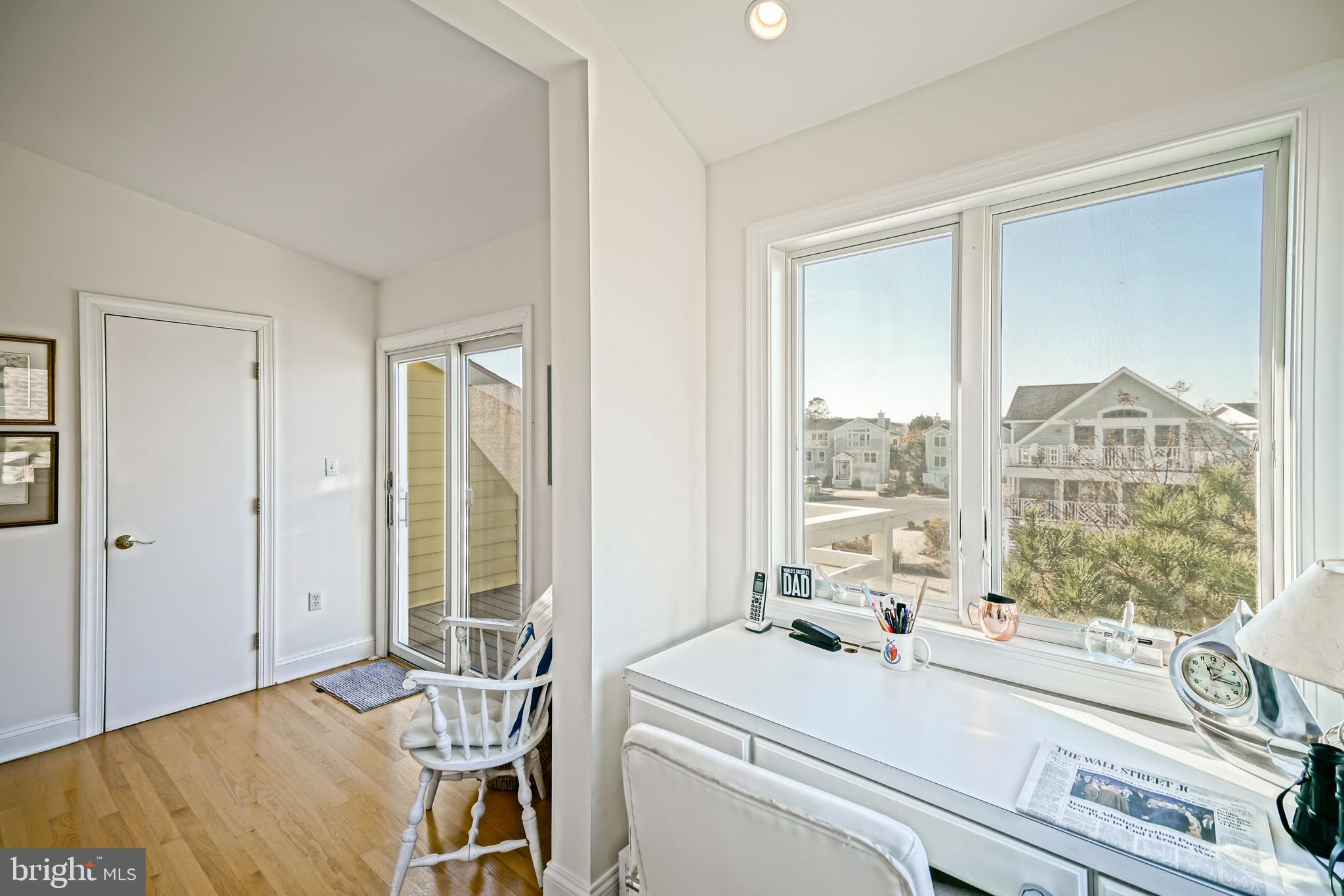 CAPE SHORES - Residential