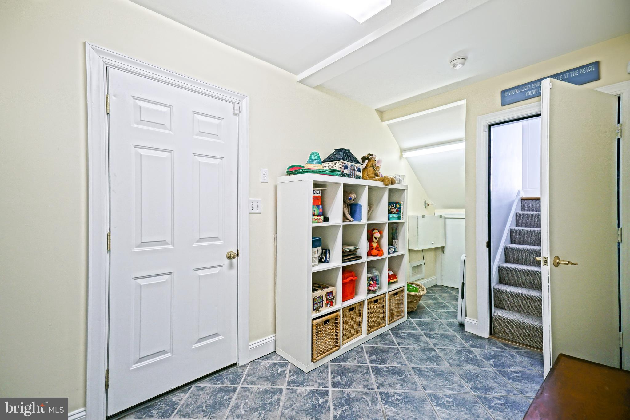 CAPE SHORES - Residential