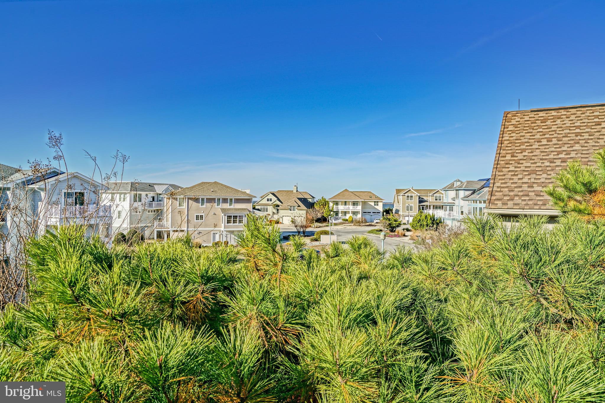 CAPE SHORES - Residential