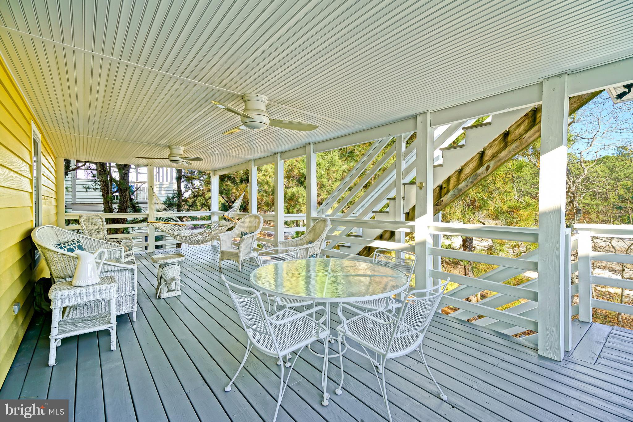 CAPE SHORES - Residential