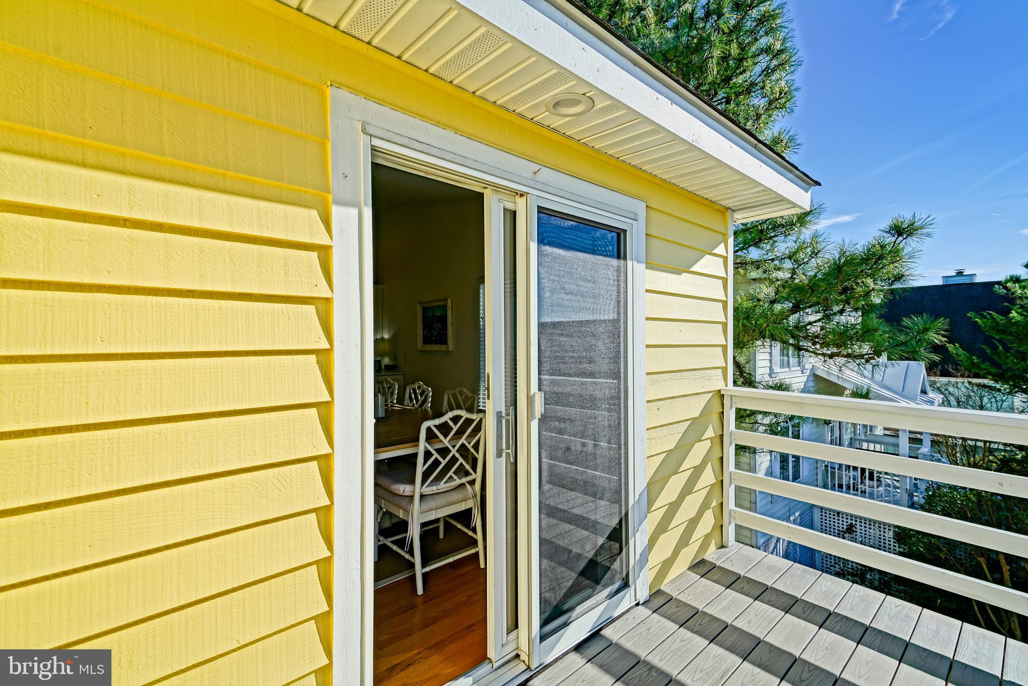 CAPE SHORES - Residential