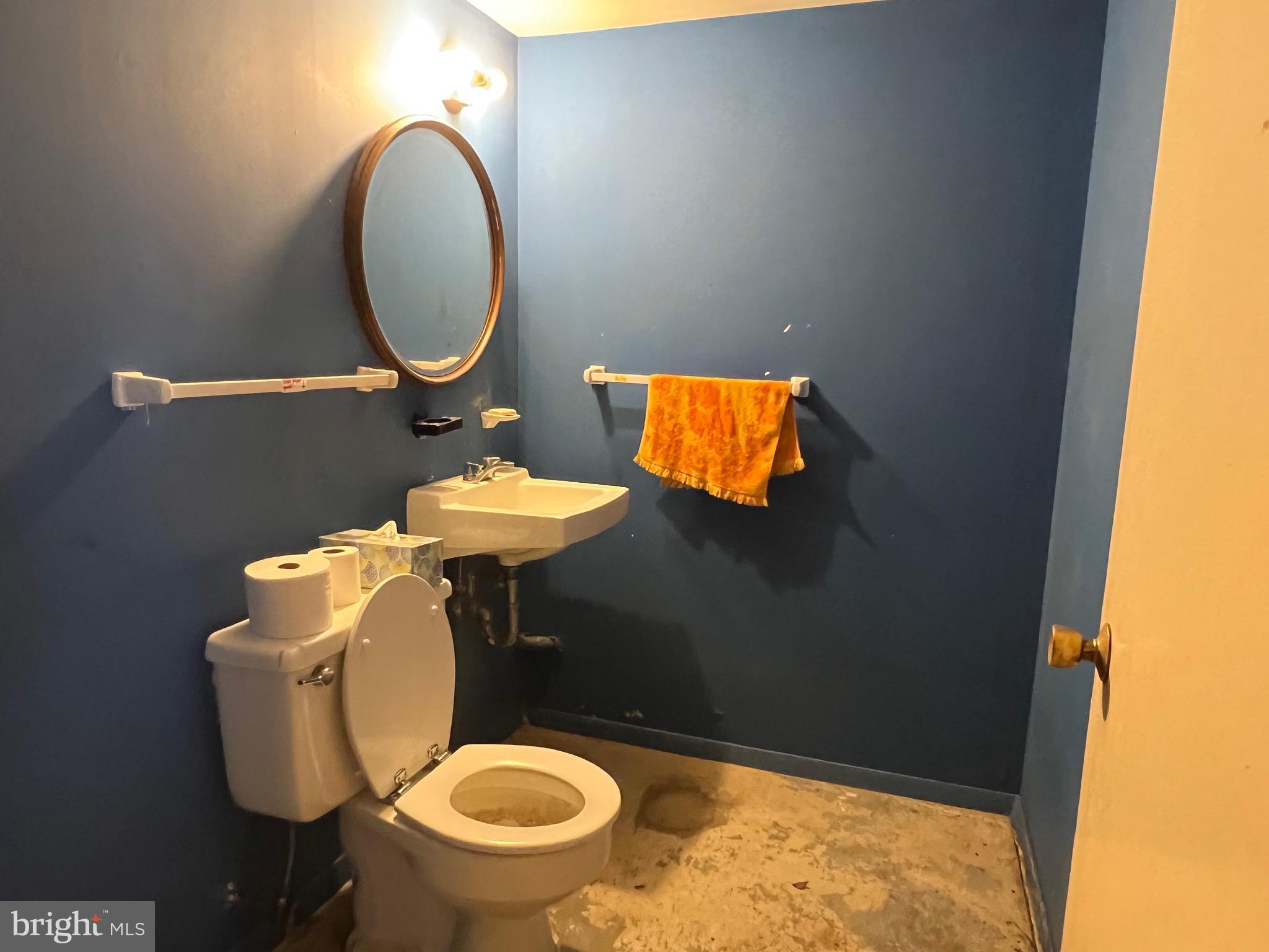 MONTROSE - Residential