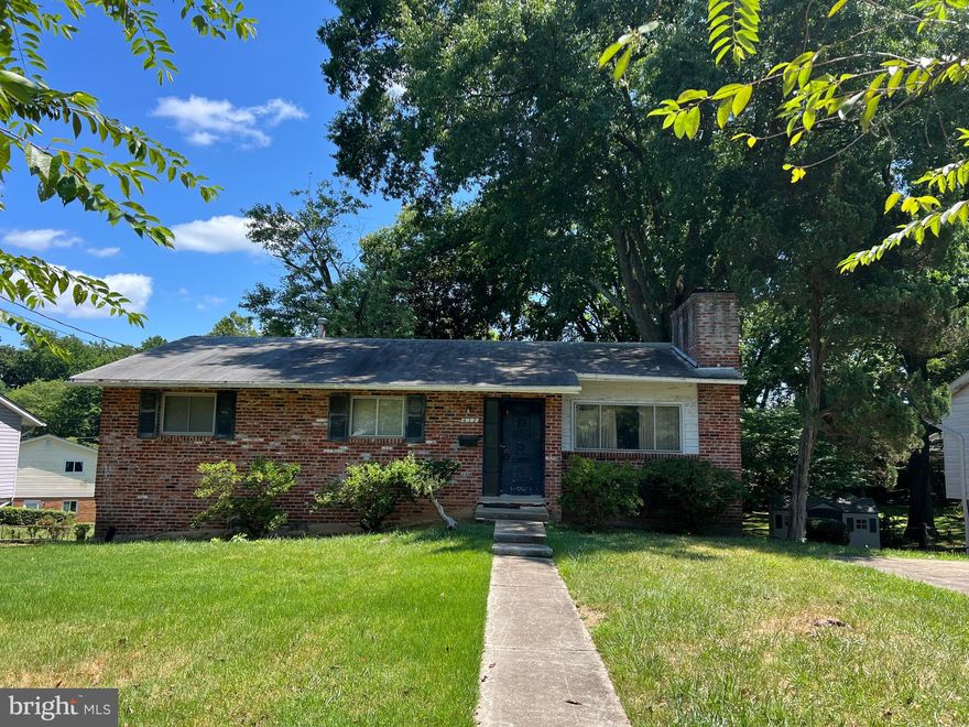 Rare opportunity in the Montrose Community!  With great bones in a great neighborhood, this fixer-upper is the perfect blank canvas for your love and creativity.  Imagine how you would bring this property back to life – Three bedrooms or four?  Enlarge the primary bedroom and bath?  Or create a whole new Owner’s Suite on the lower level?  Take the large, level backyard and create a beautiful patio and garden, or perhaps an outdoor kitchen?  The possibilities are virtually limited only by your imagination.  At this price point and location, this one won’t last long.  Call and schedule your showing today!