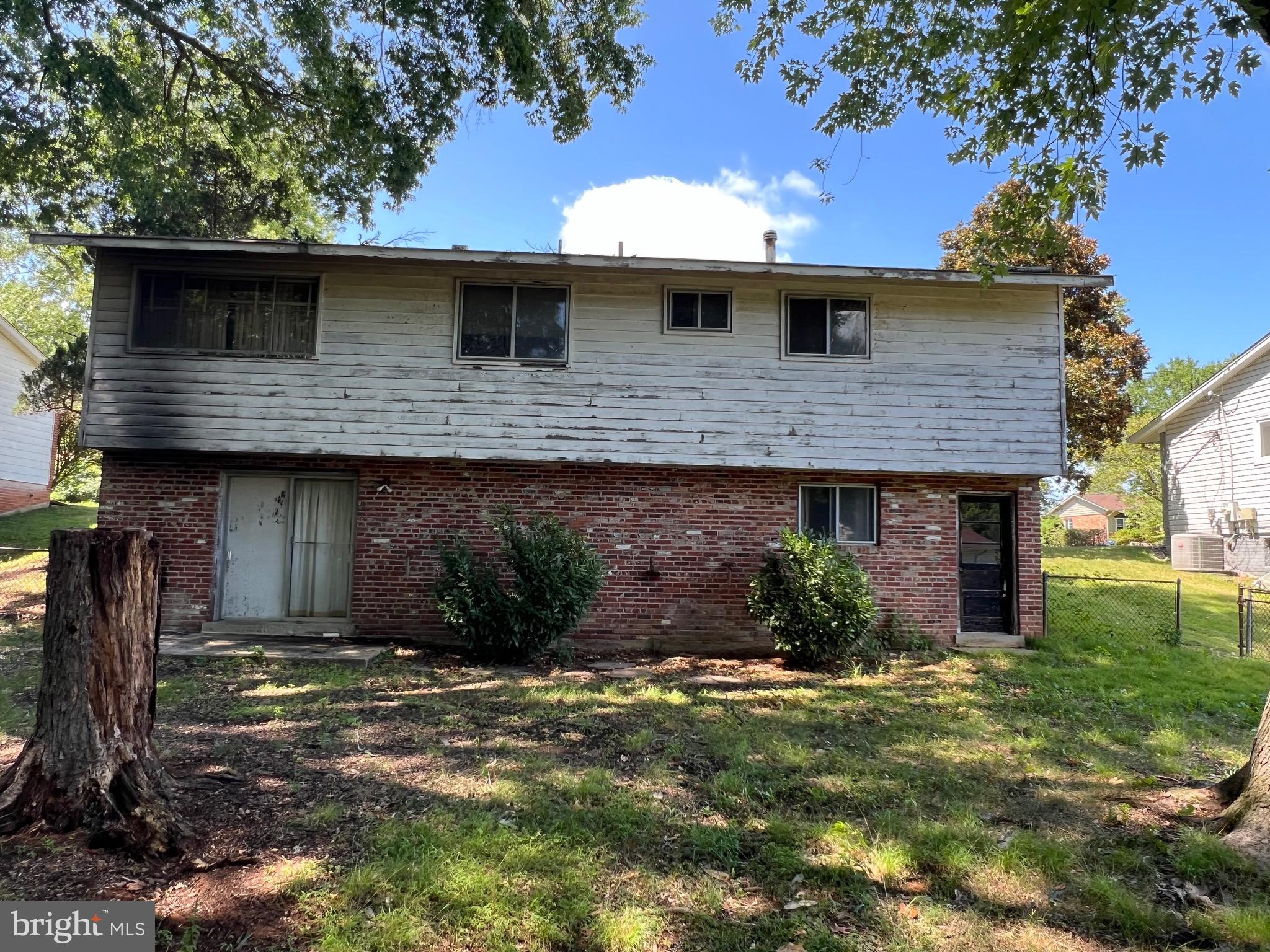 MONTROSE - Residential