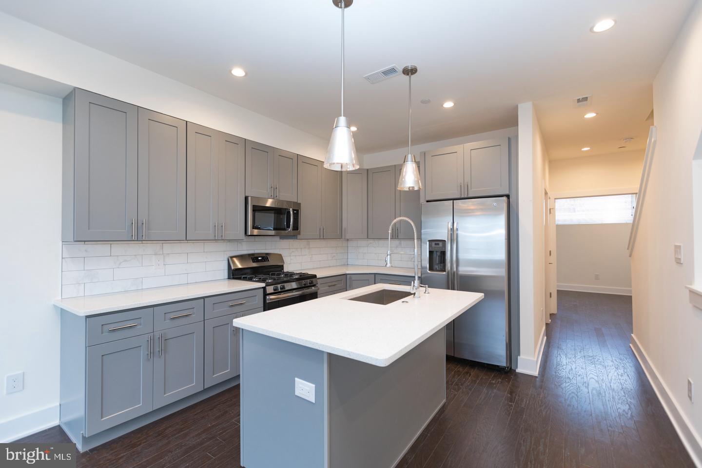 FISHTOWN - Residential Lease