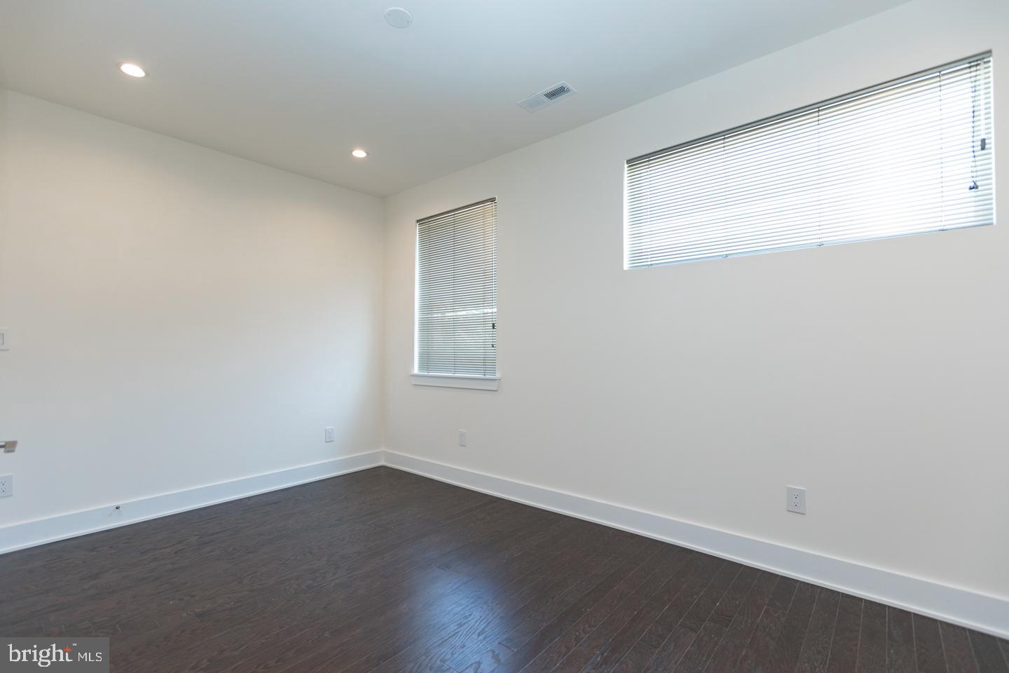 FISHTOWN - Residential Lease