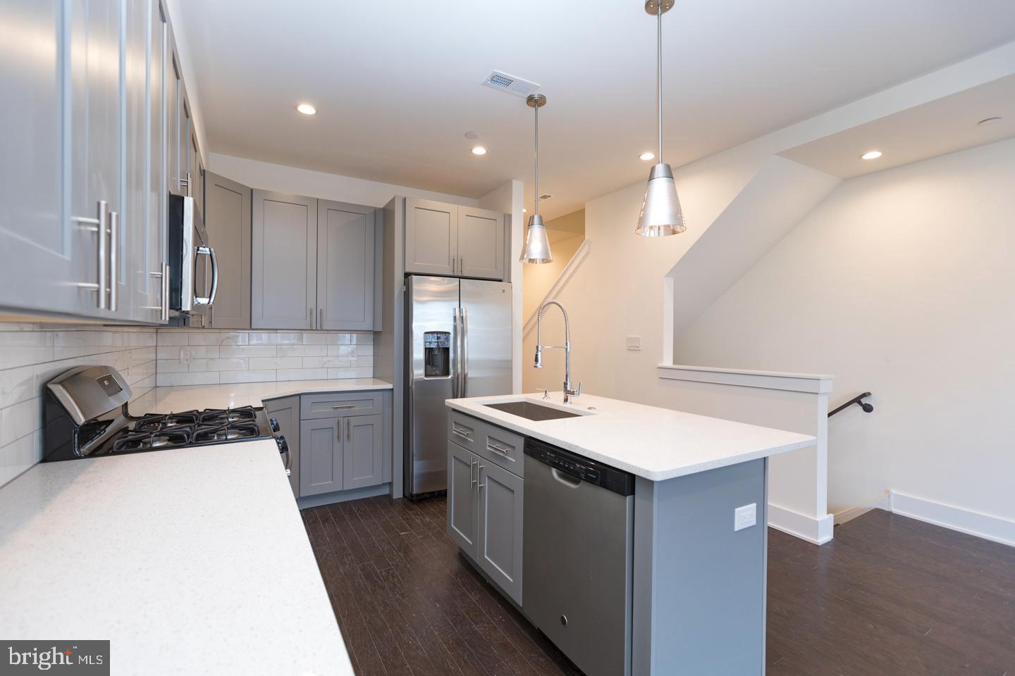 FISHTOWN - Residential Lease