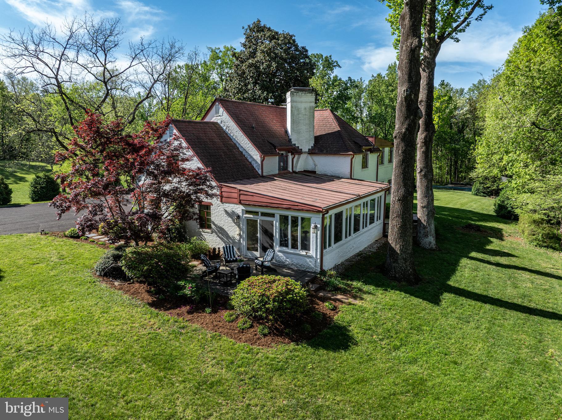 10127 LITTLE SKYLINE DRIVE