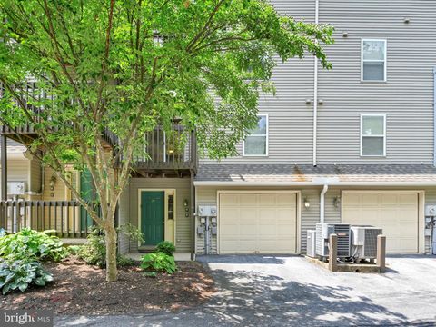 Photo of 34 Westpointe Drive, EPHRATA, PA 17522 (MLS # PALA2073646)