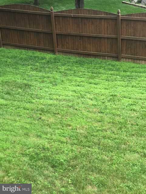 WINDING CREEK ESTATES - Residential Lease