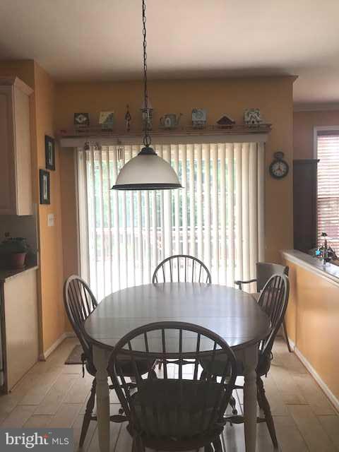 WINDING CREEK ESTATES - Residential Lease