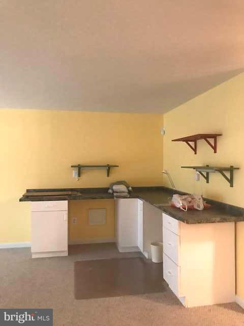 WINDING CREEK ESTATES - Residential Lease