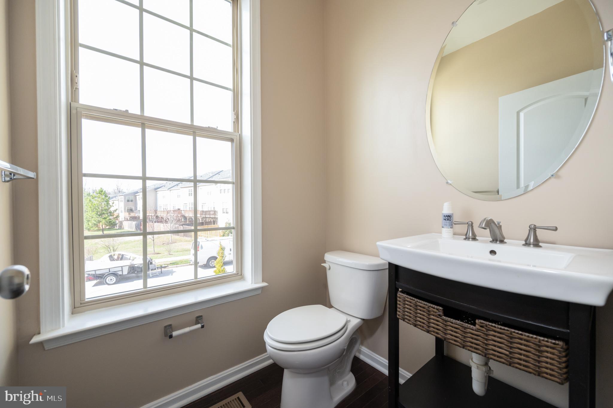 CANTERBURY VILLAGE - Residential Lease