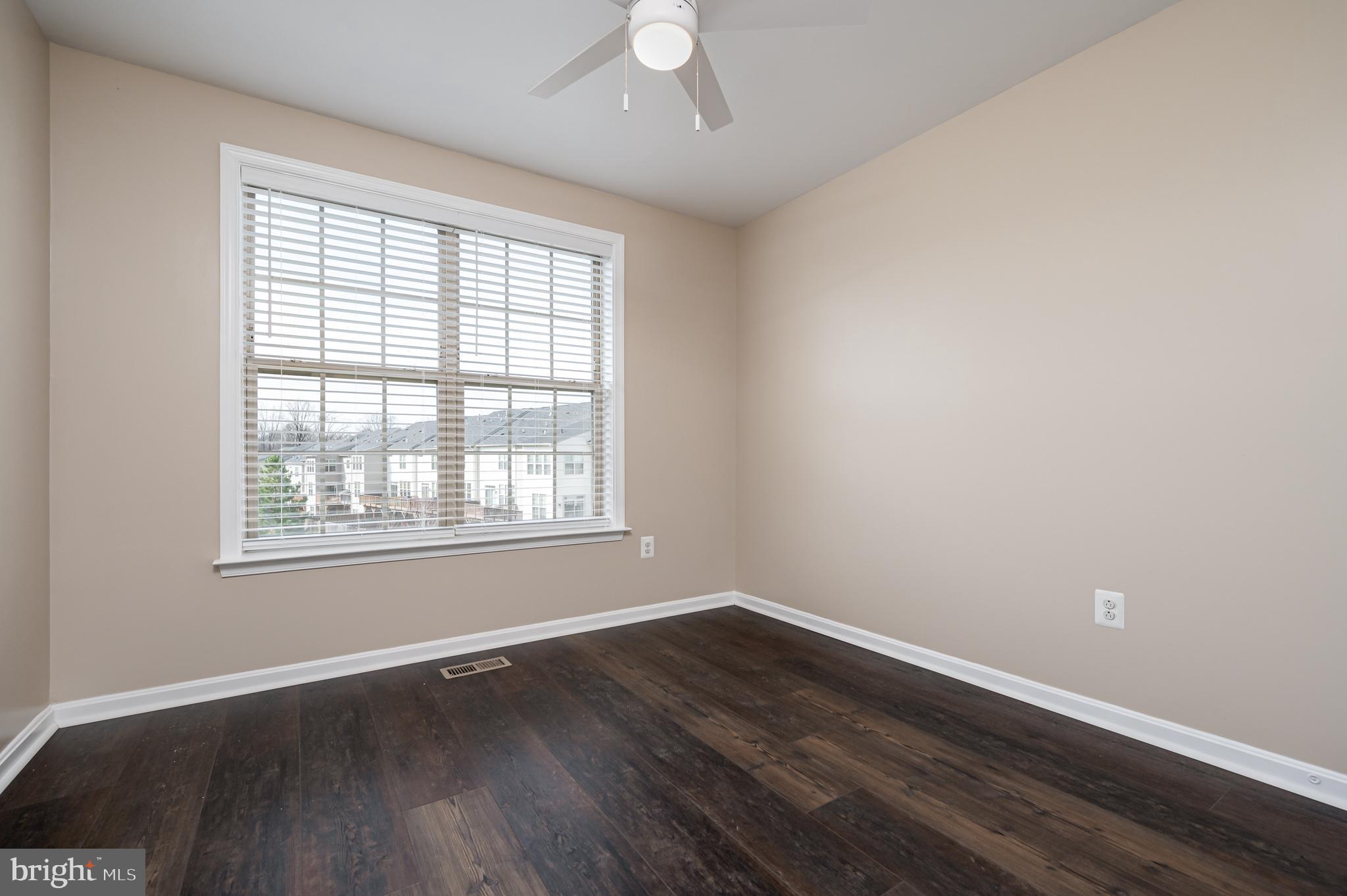 CANTERBURY VILLAGE - Residential Lease