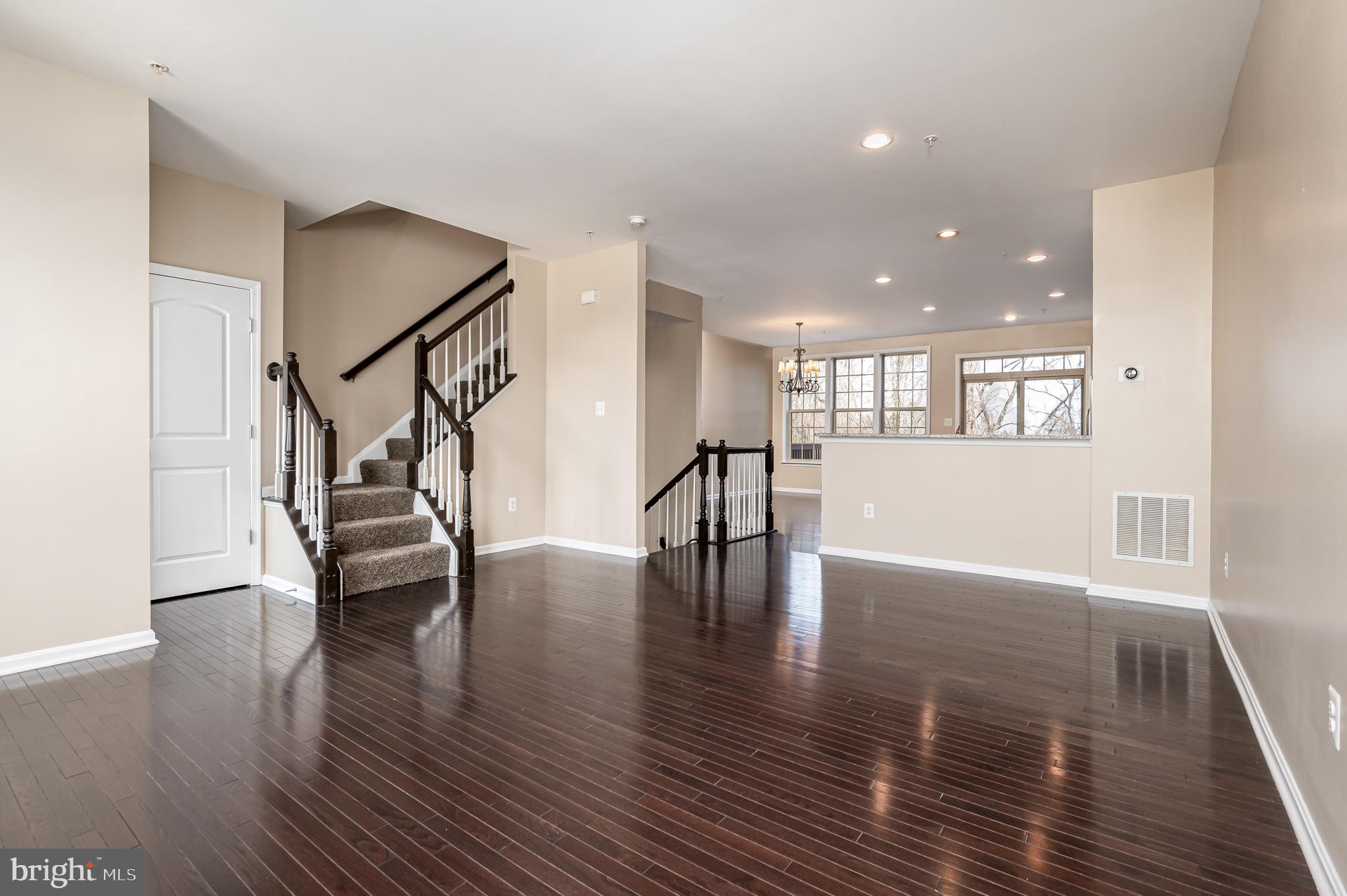 CANTERBURY VILLAGE - Residential Lease