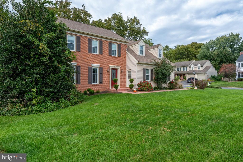 Photo of 3632 Falcon Court, MOUNTVILLE, PA 17554 (MLS # PALA2077636)