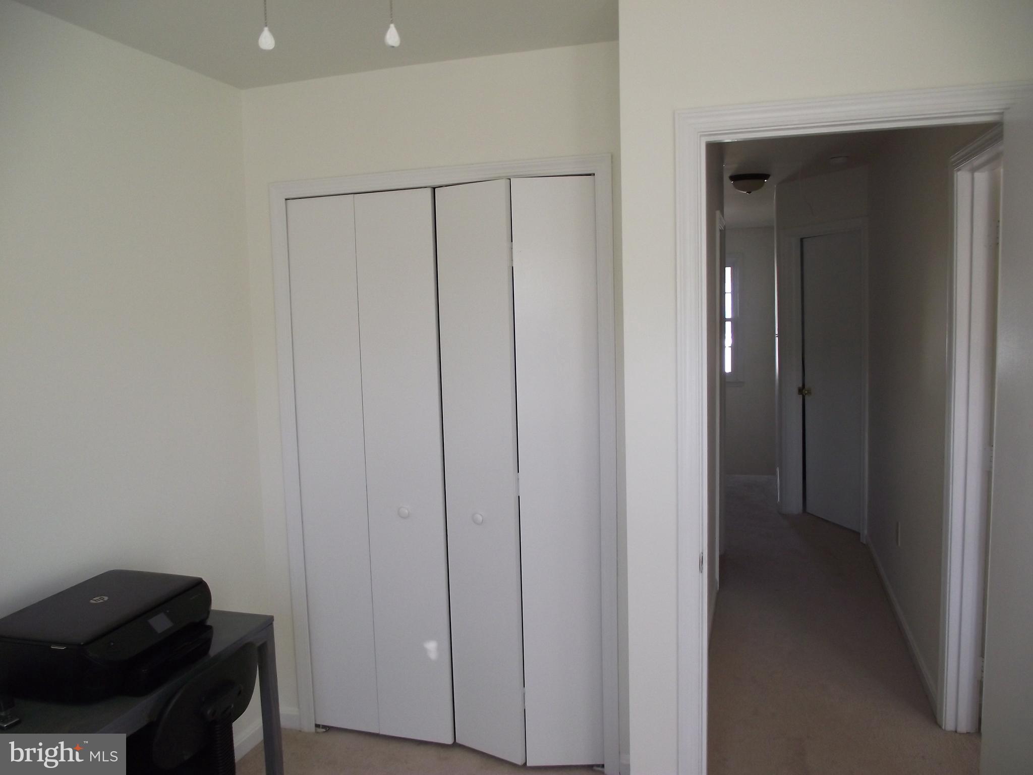 SUNNINGDALE MEADOWS - Residential