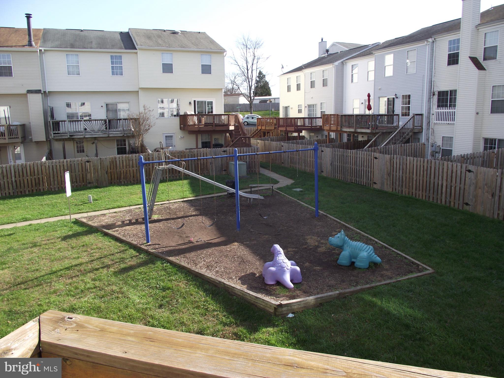 SUNNINGDALE MEADOWS - Residential